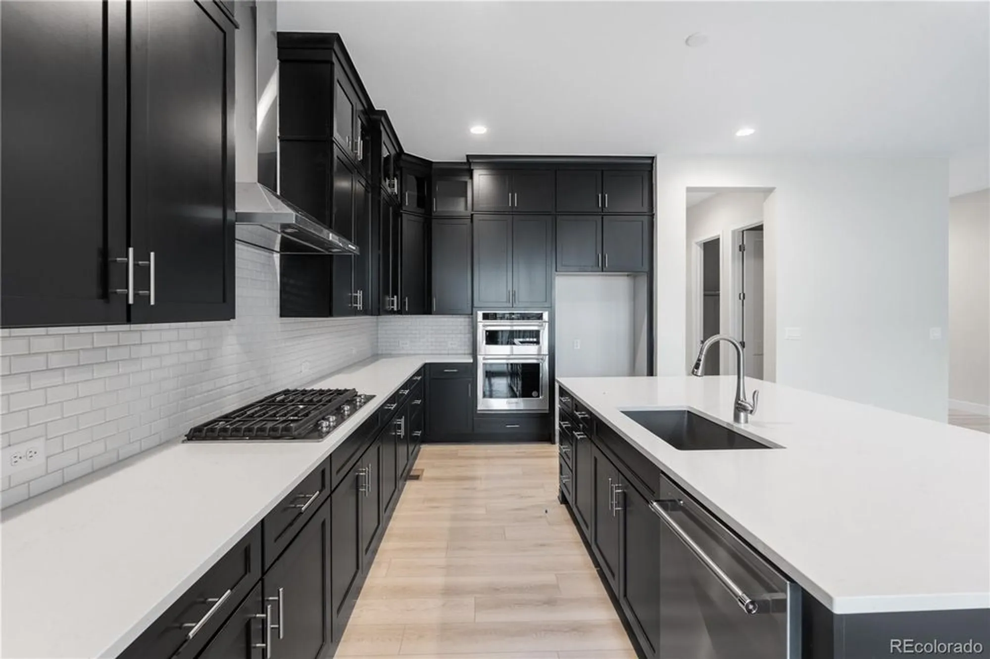 Property Slideshow image 18 of 38 | 11472 autumn moon st, Littleton, CO, 80125