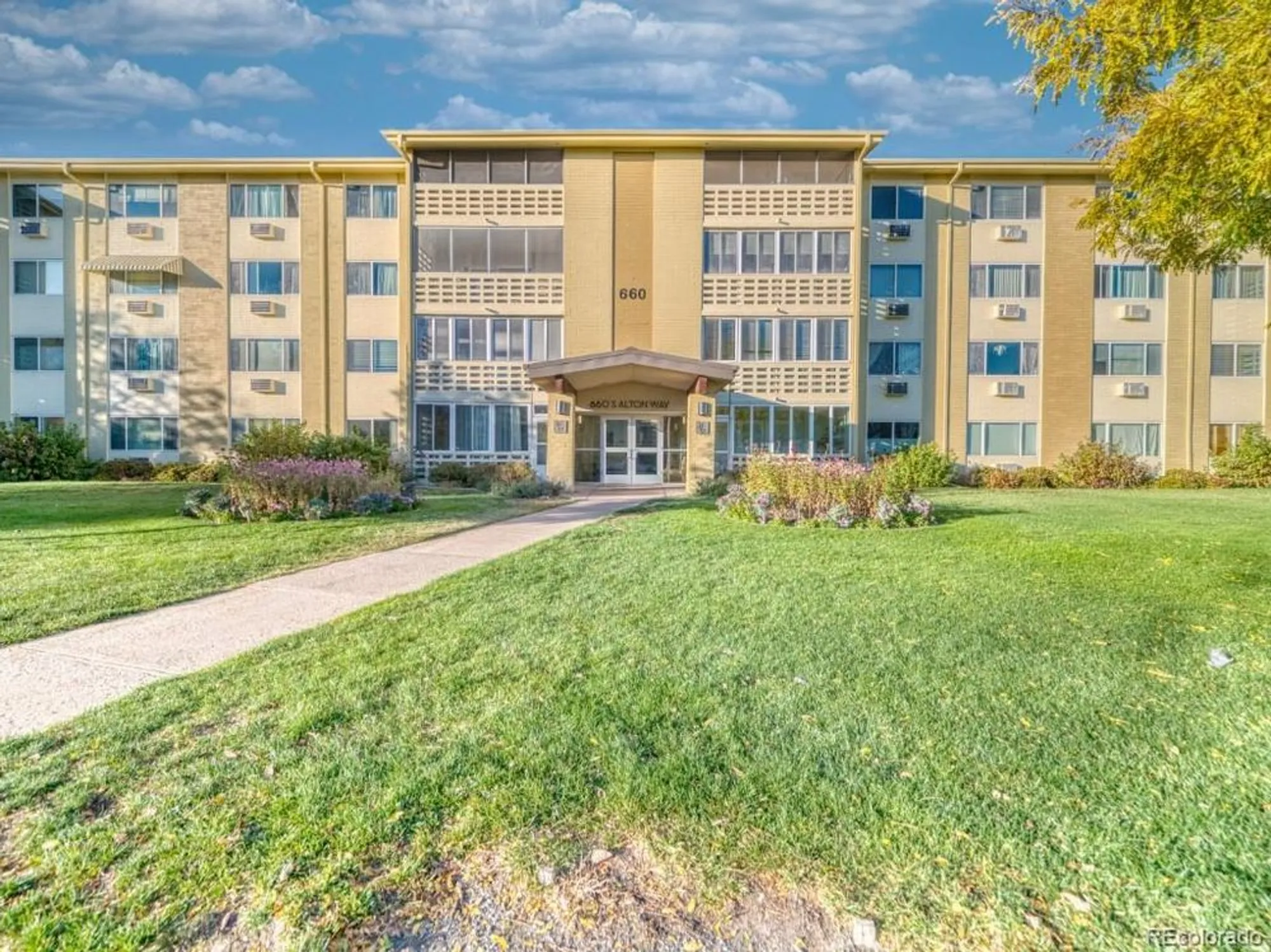 Property Slideshow image 23 of 26 | 660 s alton way 7a, Denver, CO, 80247