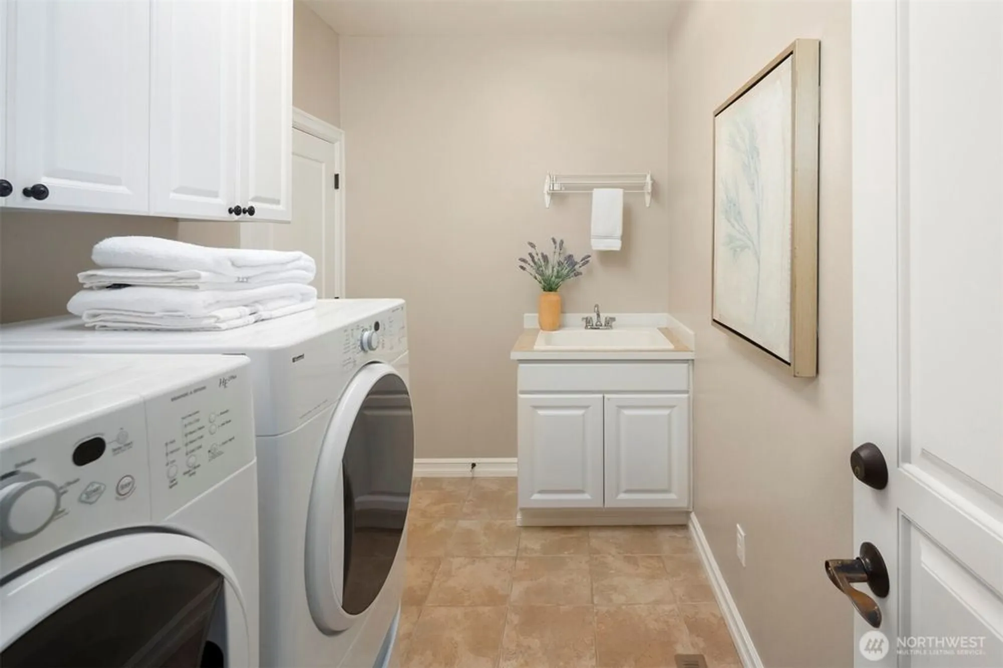 Property Slideshow image 26 of 29 | 13507 adair creek way, Redmond, WA, 98053