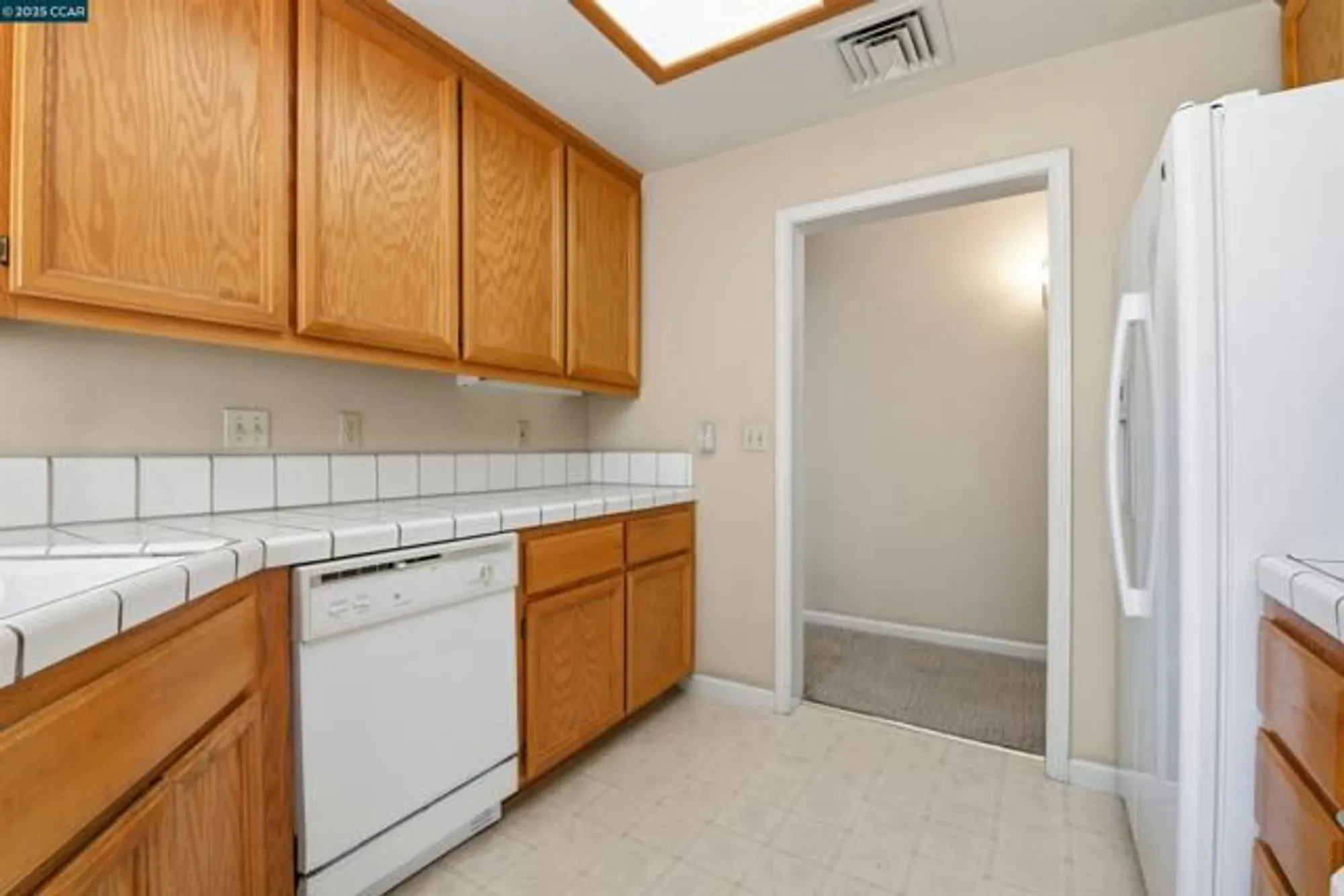 Property Slideshow image 7 of 25 | 5913 horsemans canyon dr apt 1c, Walnut Creek, CA, 94595