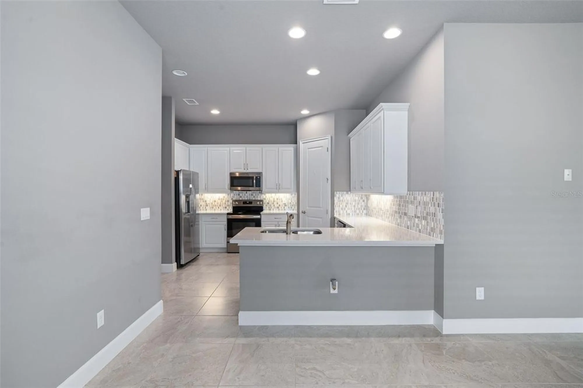 Property Slideshow image 26 of 47 | 856 pinewood dr, Ormond Beach, FL, 32174