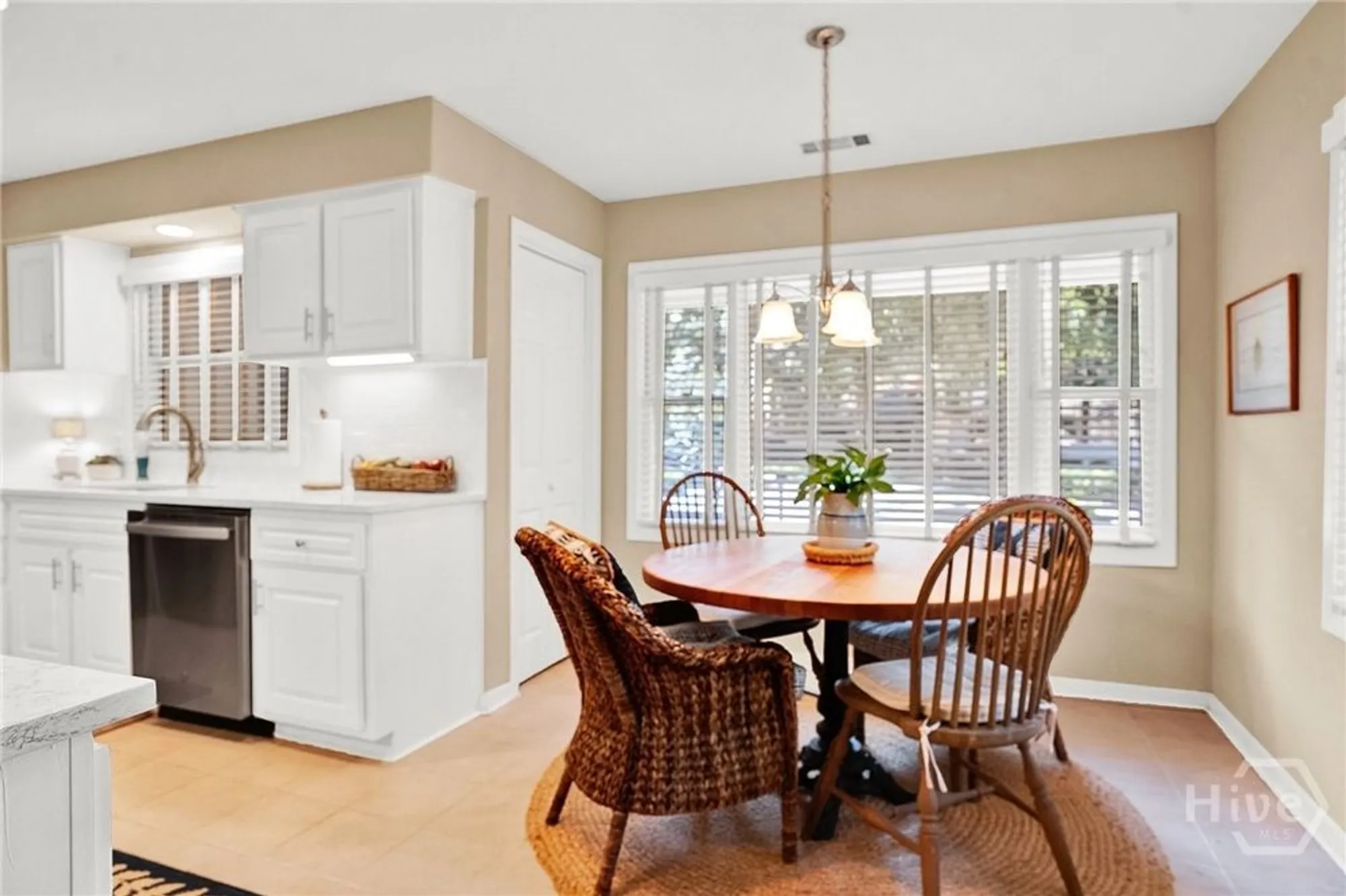 Property Slideshow image 18 of 31 | 5 franklin ct, Savannah, GA, 31411