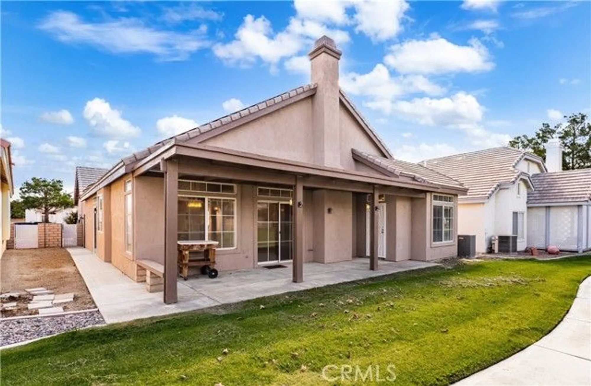 Property Slideshow image 47 of 60 | 19598 rolling green dr, Apple Valley, CA, 92308