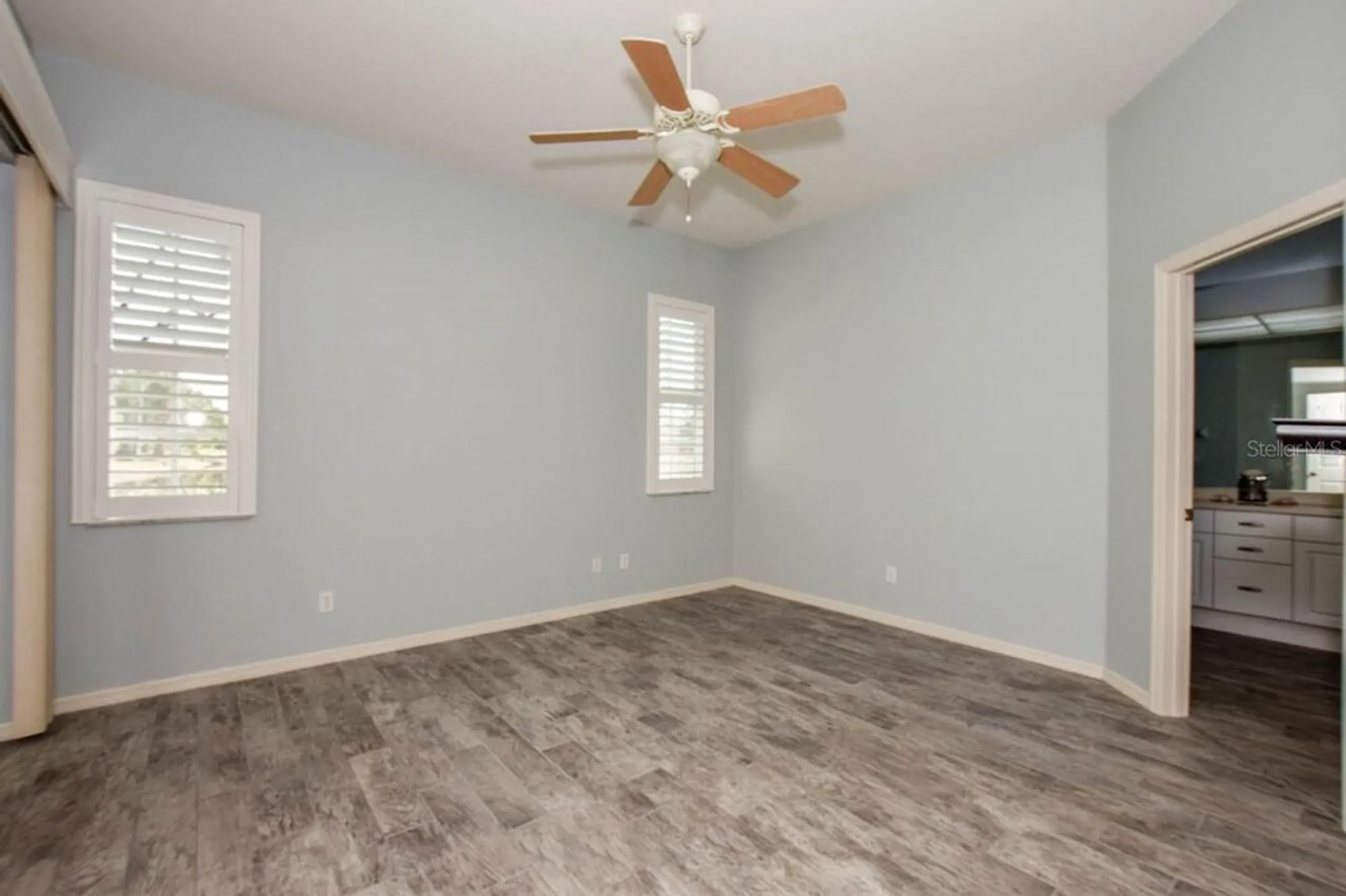 Property Slideshow image 14 of 63 | 834 montrose dr # 9, Venice, FL, 34293