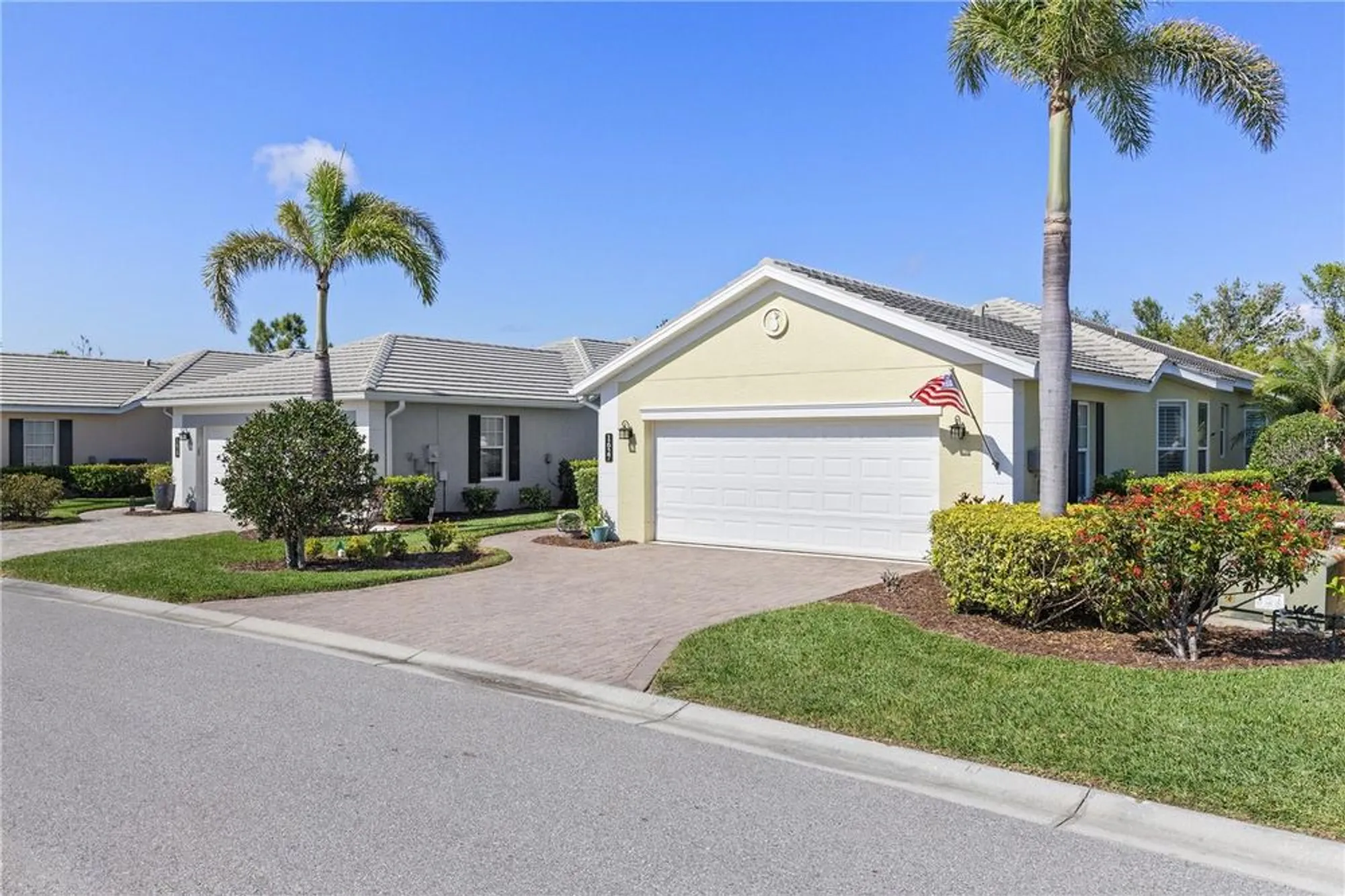 Property Slideshow image 36 of 60 | 1627 lancashire dr, Venice, FL, 34293