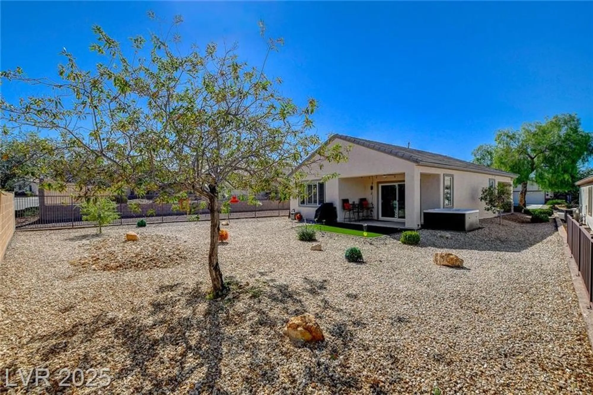 Property Slideshow image 41 of 72 | 2576 binary stars st, Henderson, NV, 89044