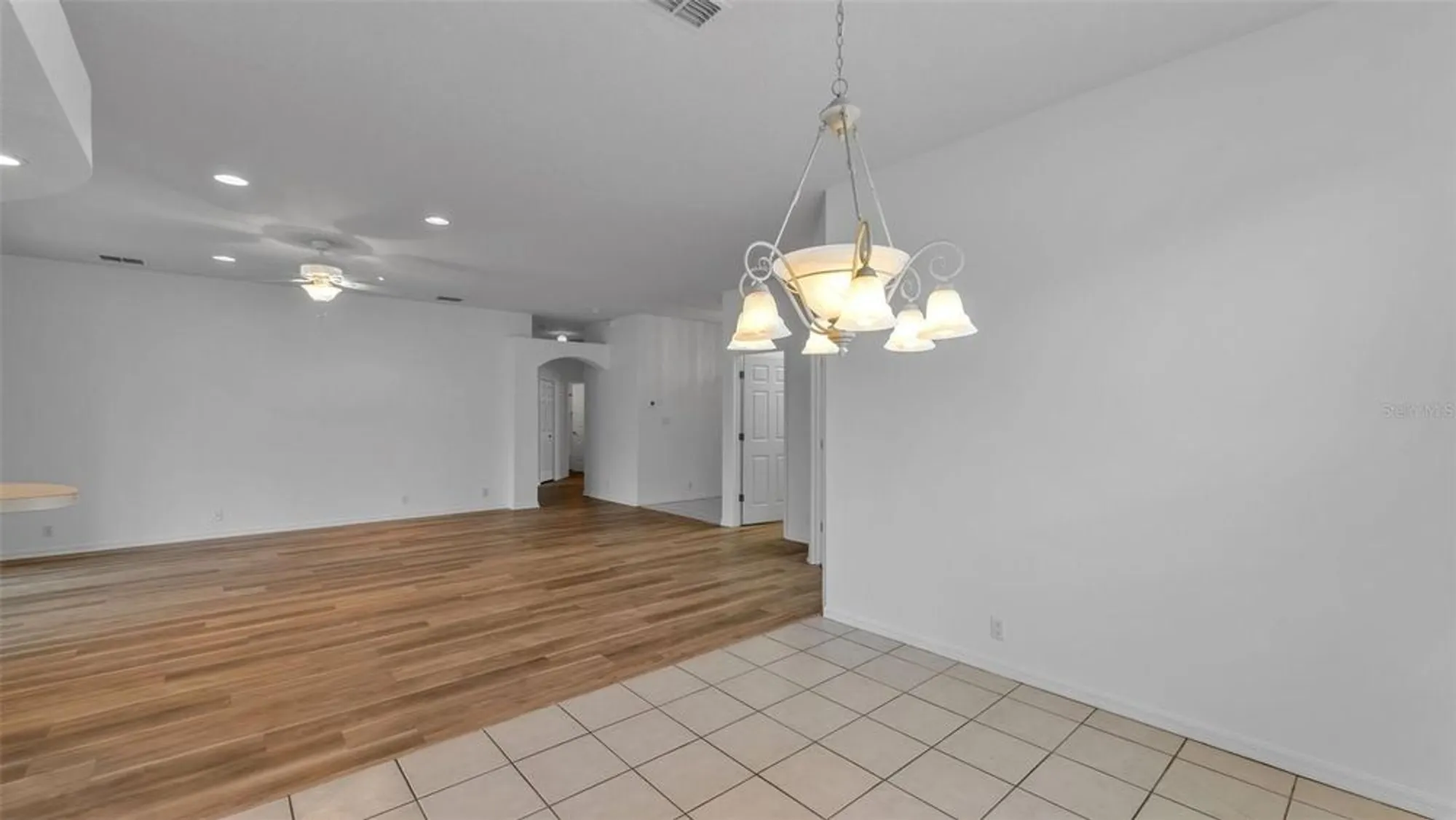 Property Slideshow image 12 of 37 | 4268 windchime ln, Lakeland, FL, 33811