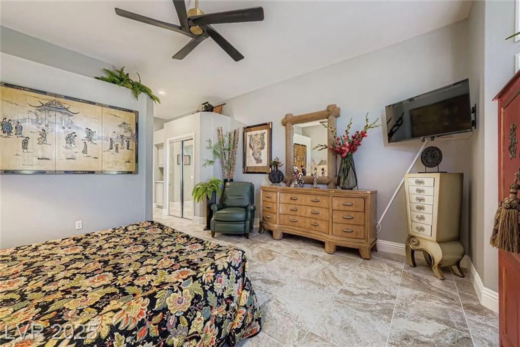 Property Slideshow image 18 of 28 | 9100 garden view dr, Las Vegas, NV, 89134