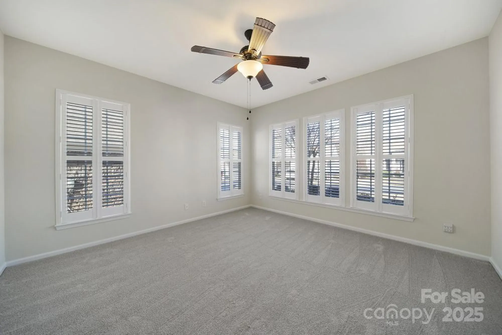 Property Slideshow image 18 of 48 | 10411 bethpage dr, Fort Mill, SC, 29707