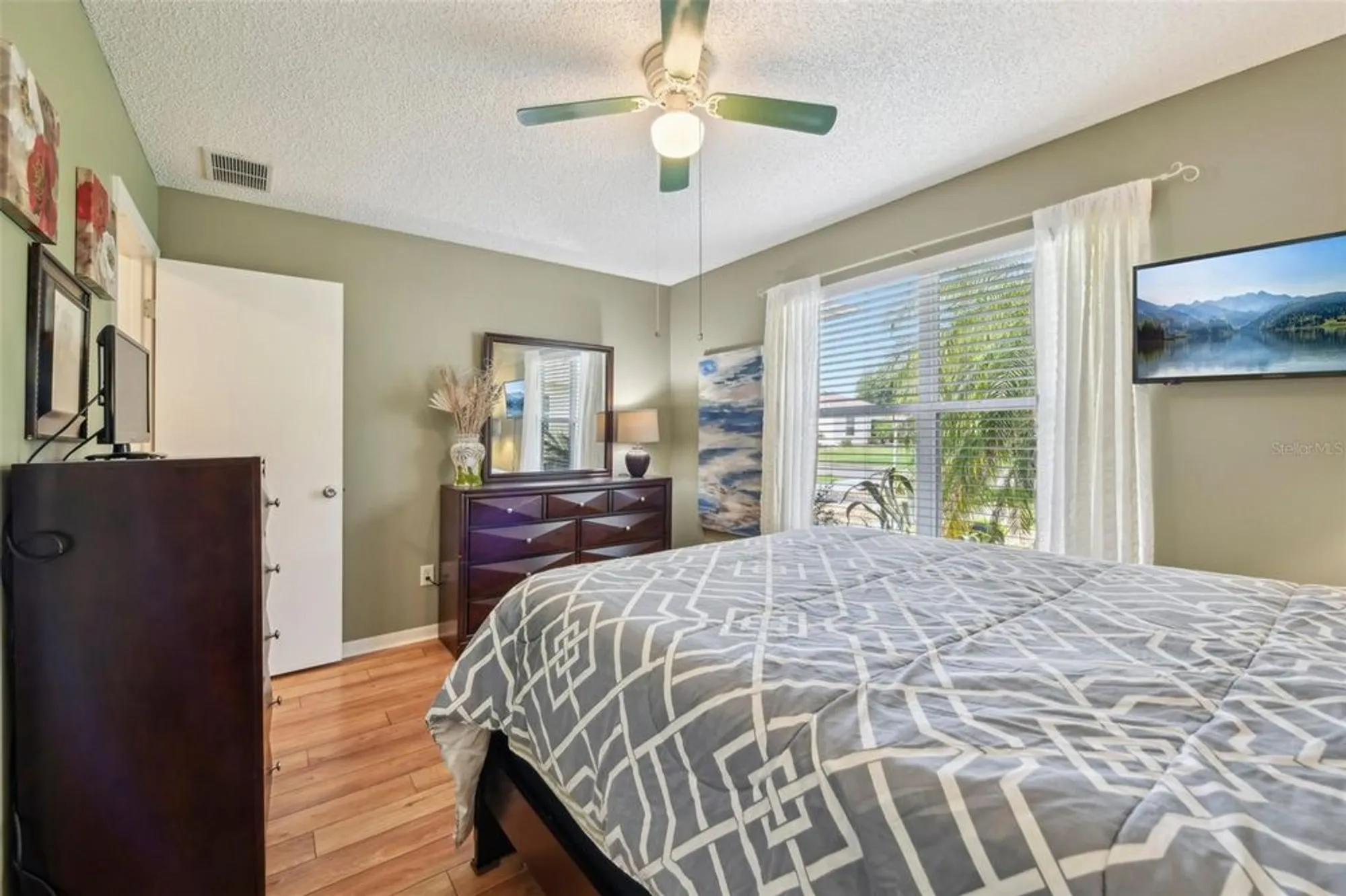 Property Slideshow image 22 of 47 | 8039 se 174th belhaven loop, The Villages, FL, 32162