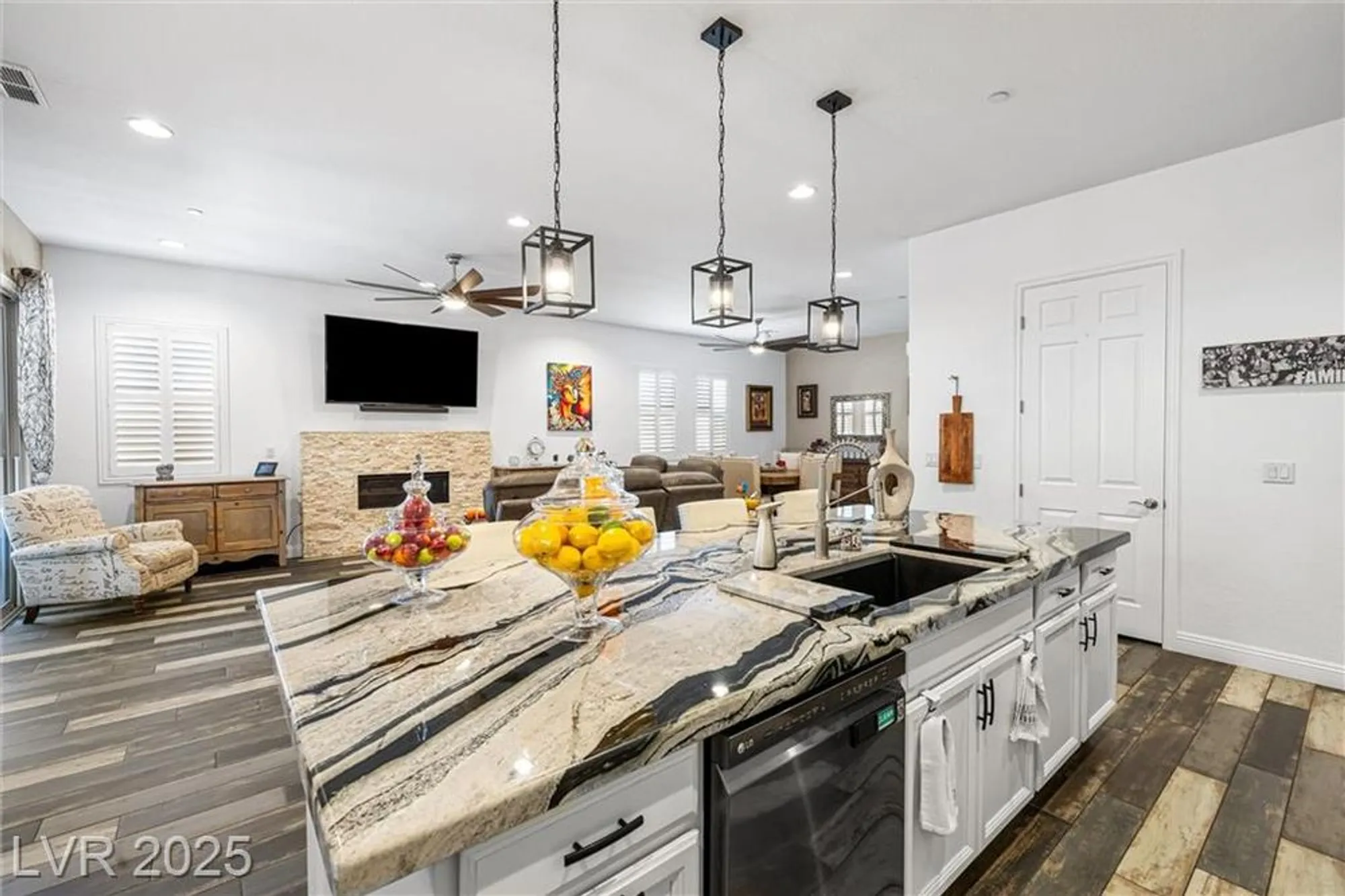 Property Slideshow image 21 of 50 | 417 honeybrush ave, Henderson, NV, 89011
