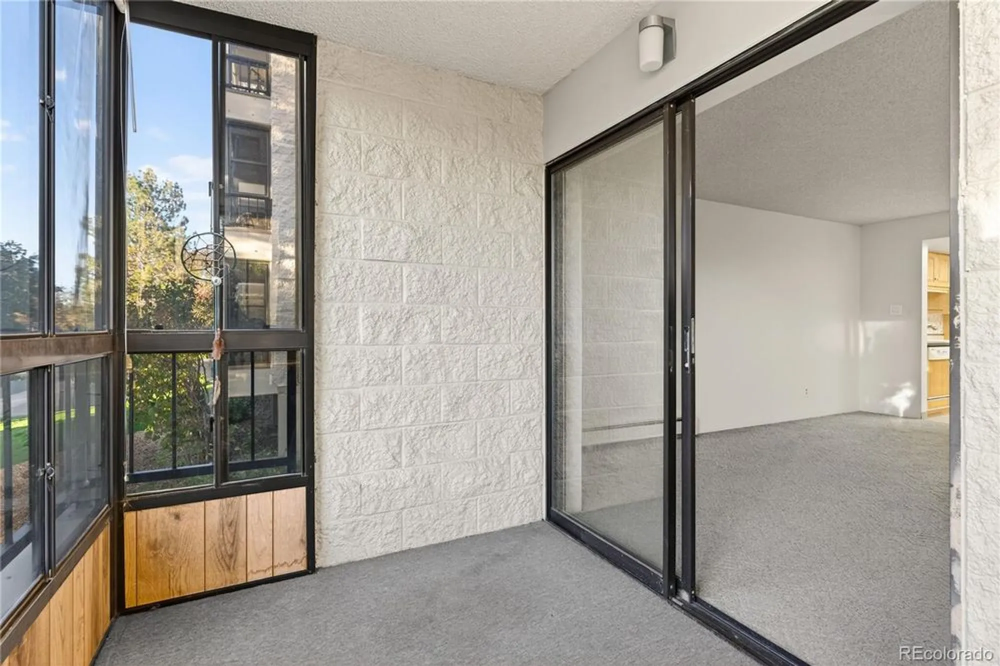 Property Slideshow image 8 of 37 | 13800 e marina dr apt 104, Aurora, CO, 80014