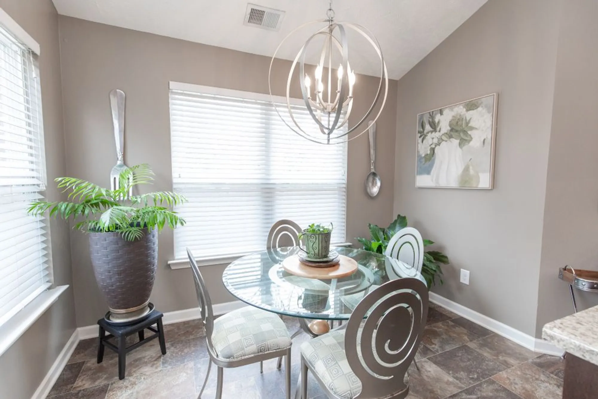 Property Slideshow image 14 of 50 | 395 devon chase hl 6001, Gallatin, TN, 37066