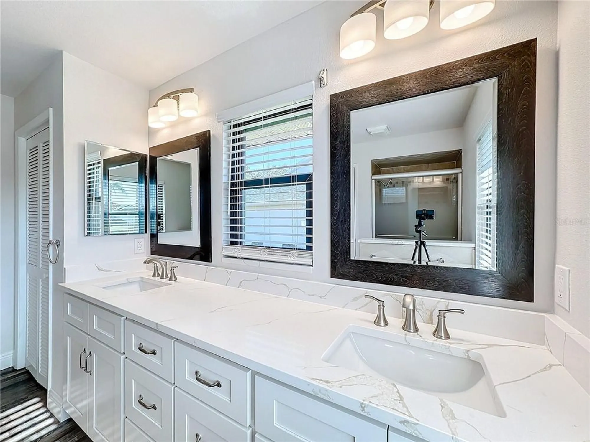 Property Slideshow image 23 of 57 | 1715 s pebble beach blvd, Sun City Center, FL, 33573