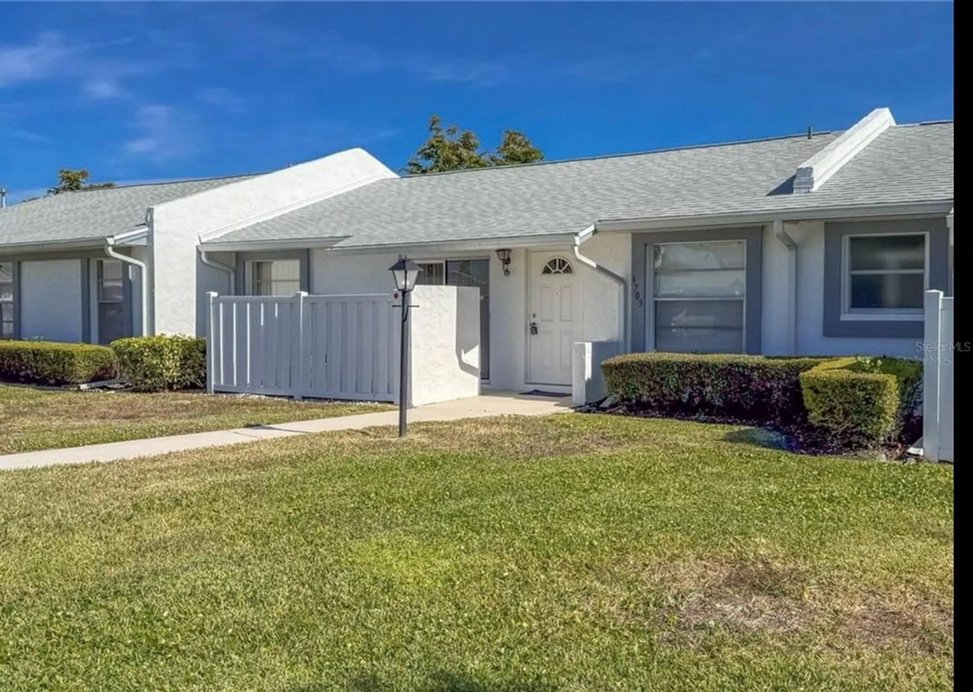 Property Slideshow image 1 of 21 | 3703 39th st w # 11, Bradenton, FL, 34205