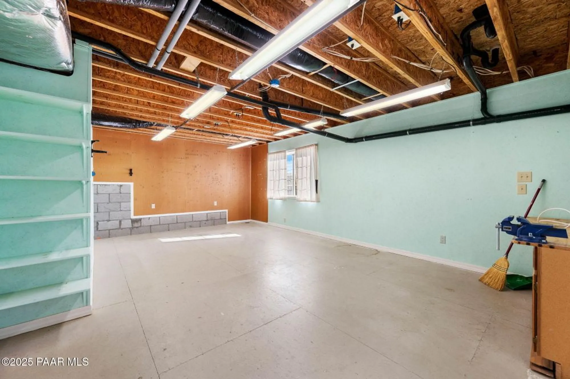 Property Slideshow image 32 of 46 | 815 sunrise blvd, Prescott, AZ, 86301