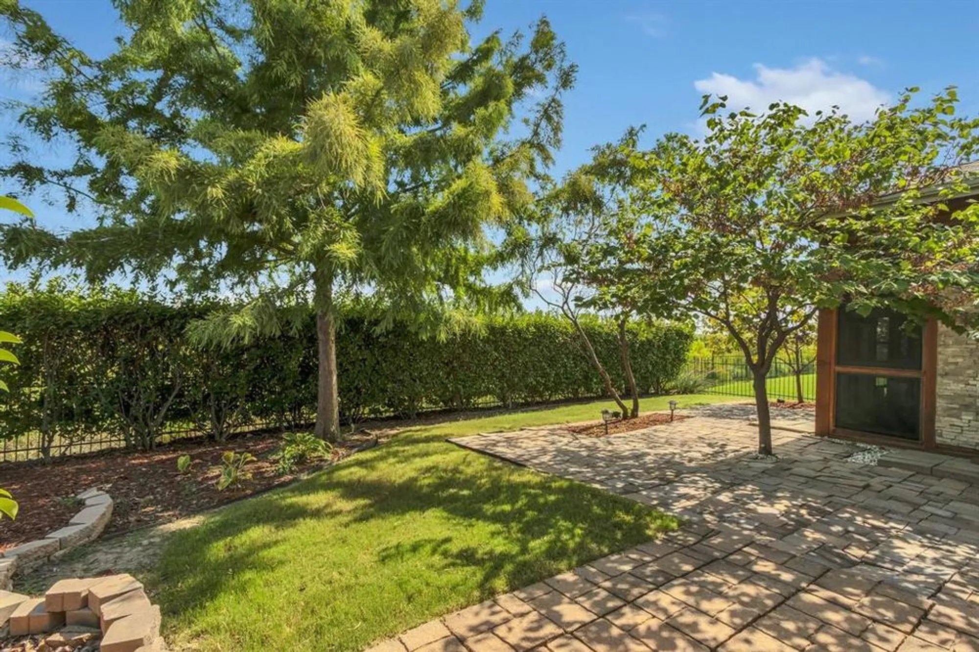 Property Slideshow image 27 of 39 | 305 balboa ct, Frisco, TX, 75036