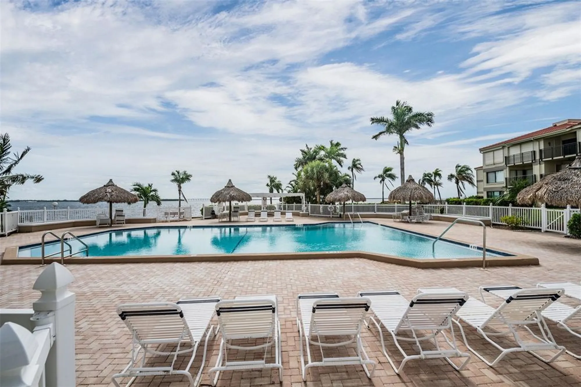 Property Slideshow image 22 of 24 | 6322 palma del mar blvd s apt 1107, Saint Petersburg, FL, 33715