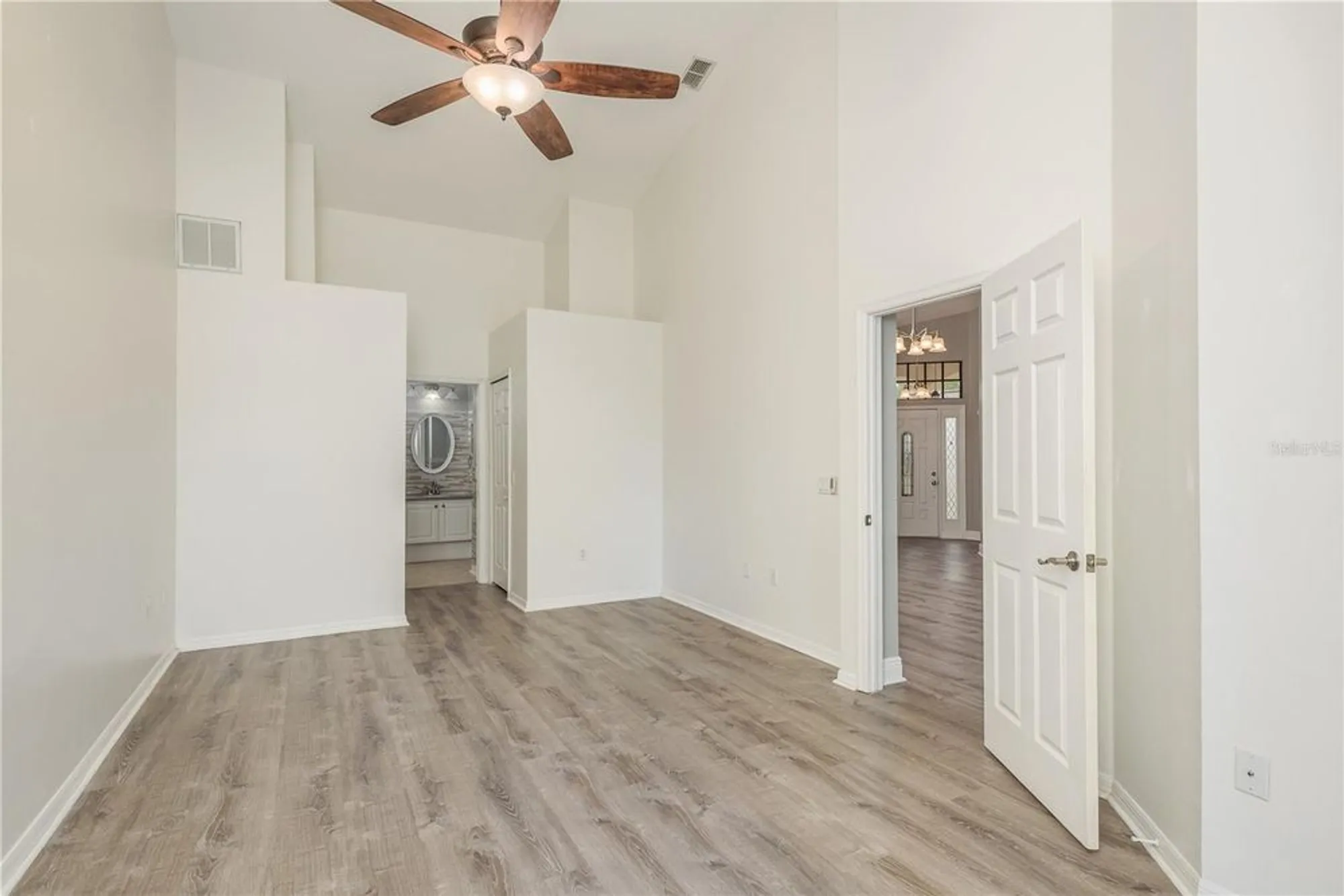 Property Slideshow image 22 of 57 | 9609 brookdale dr, New Port Richey, FL, 34655