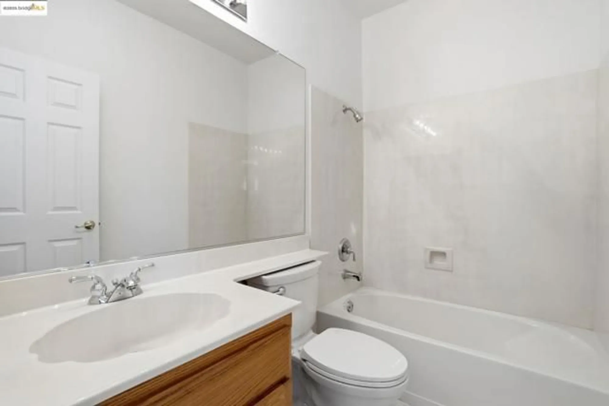 Property Slideshow image 32 of 52 | 84 spencer way, Brentwood, CA, 94513