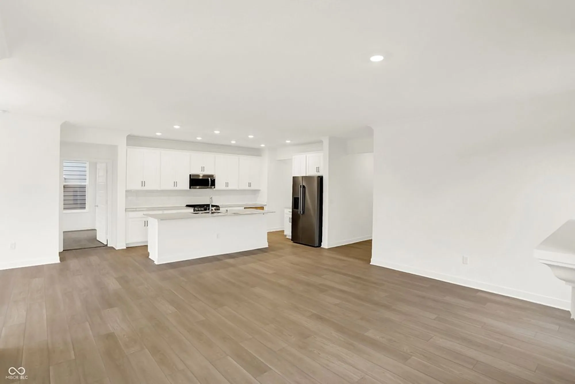 Property Slideshow image 12 of 40 | 5357 nettleton way, Avon, IN, 46123