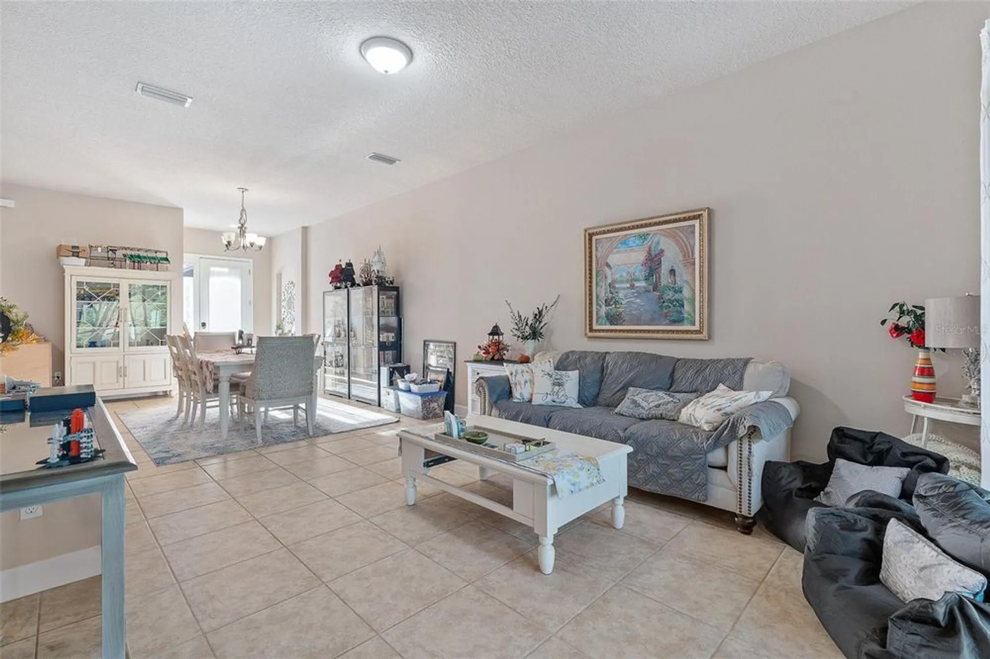 Property Slideshow image 17 of 51 | 1047 kilkenny ln, Ormond Beach, FL, 32174
