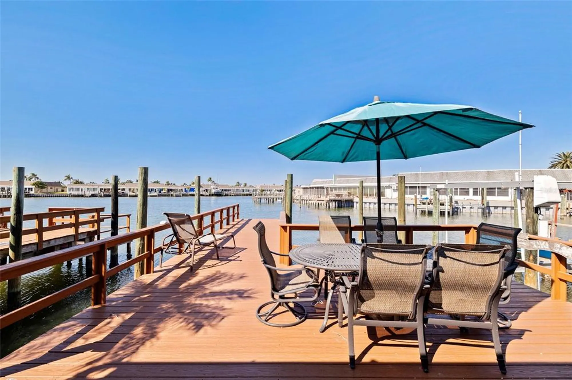 Property Slideshow image 27 of 41 | 409 boca ciega point blvd s # 409, Saint Petersburg, FL, 33708