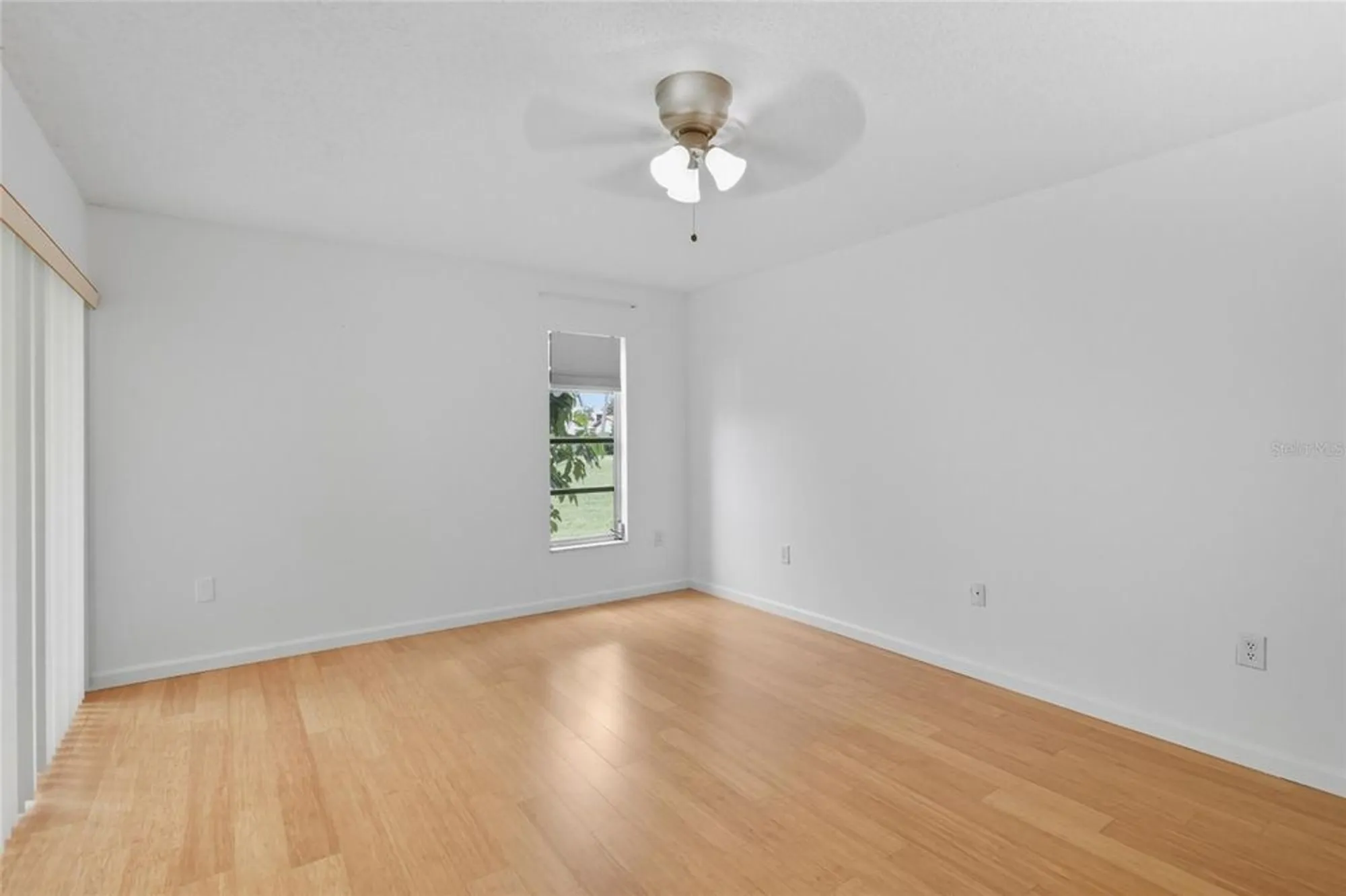 Property Slideshow image 21 of 44 | 3880 el poinier ct # 8702, Sarasota, FL, 34232