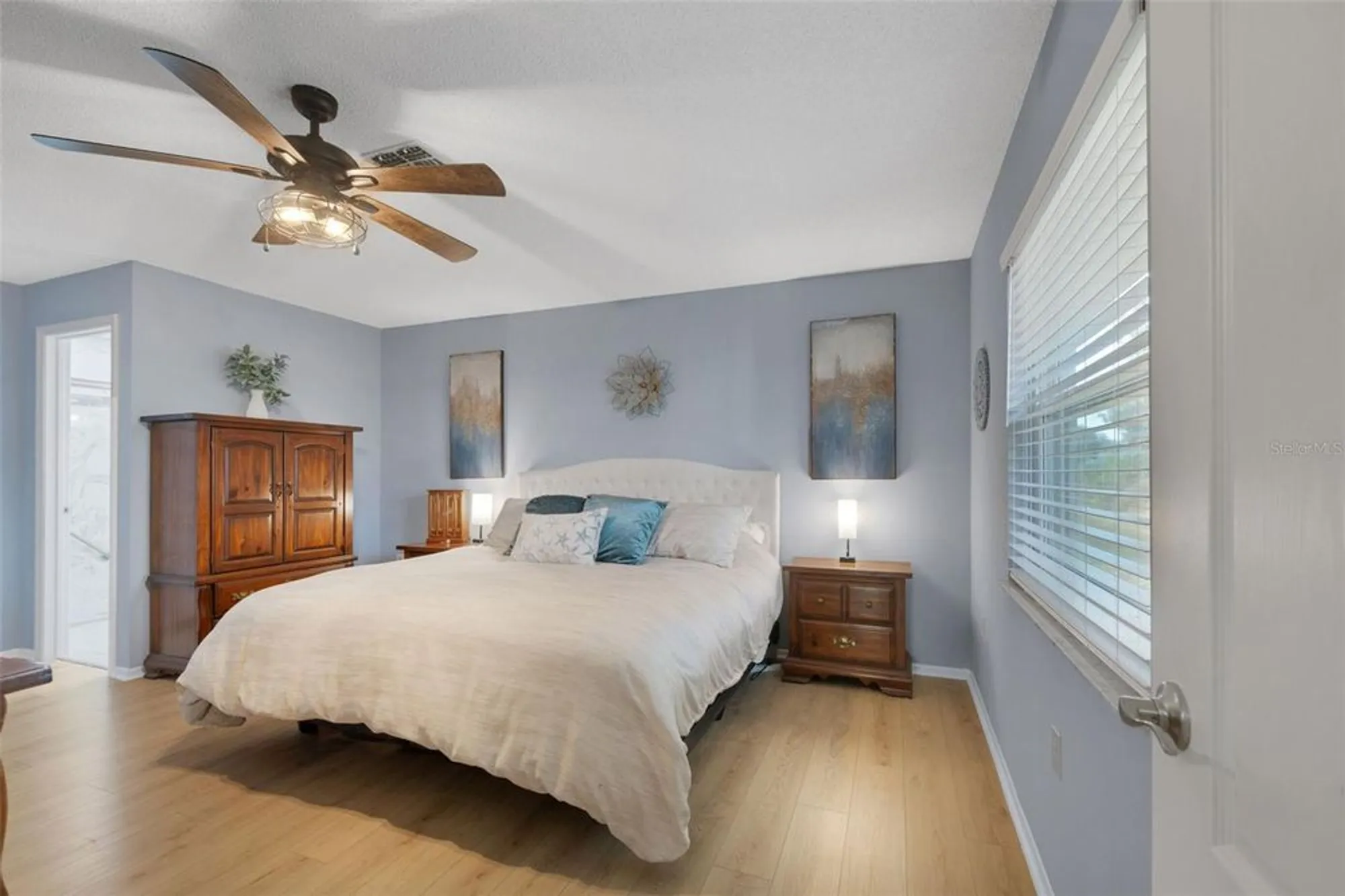 Property Slideshow image 17 of 87 | 4713 saint lawrence dr, New Port Richey, FL, 34655