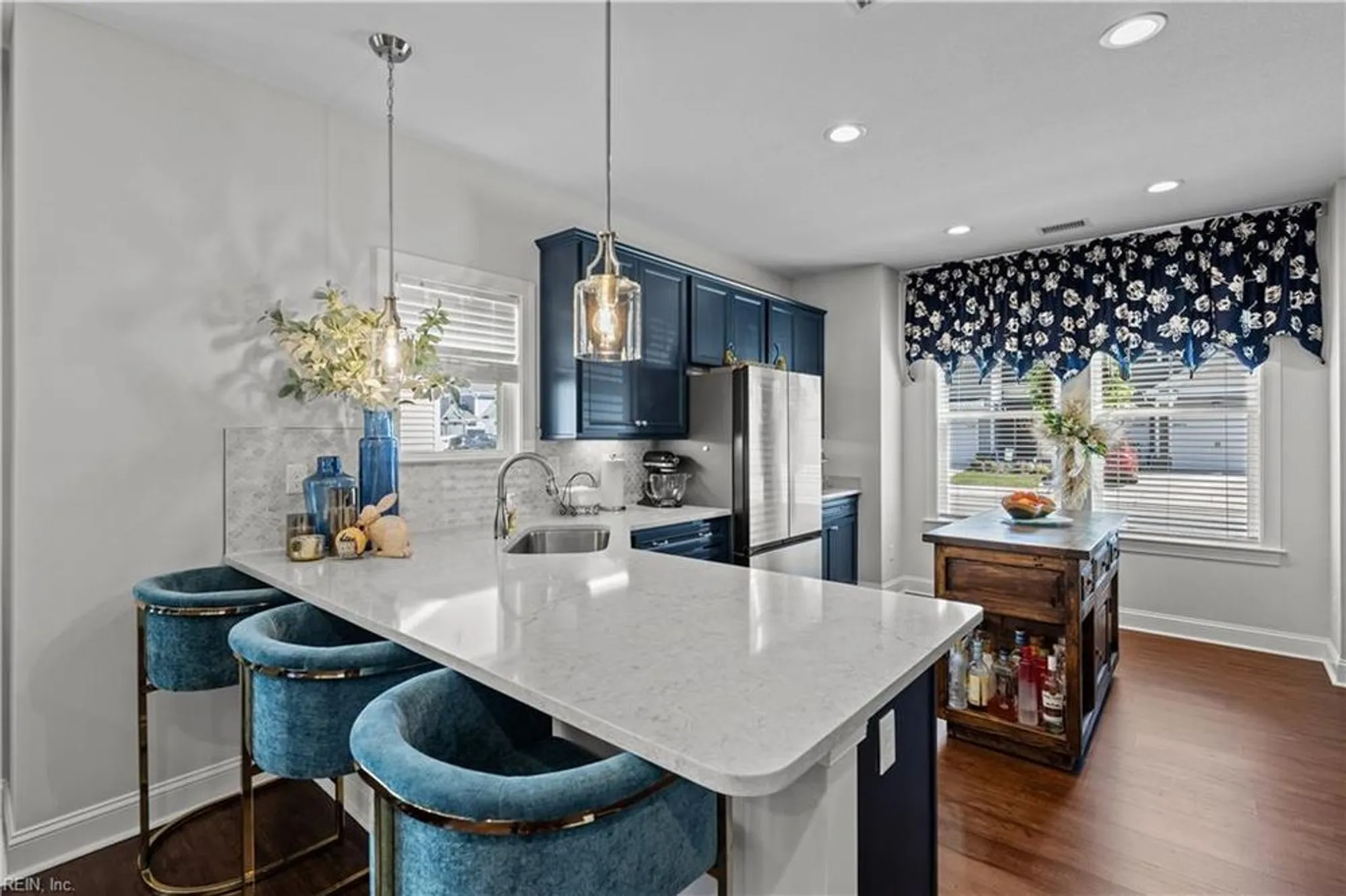 Property Slideshow image 10 of 50 | 4650 longleaf pl, Chesapeake, VA, 23321