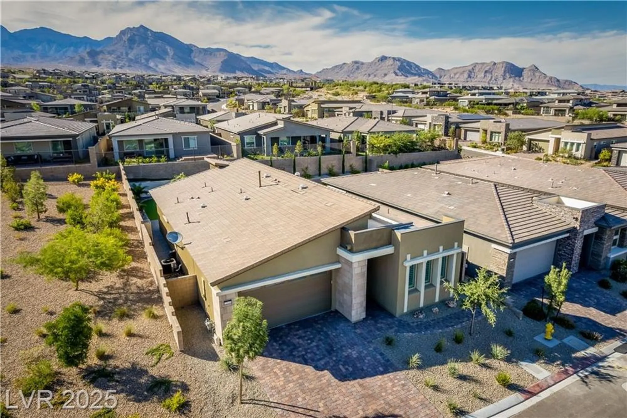 Property Slideshow image 26 of 44 | 12438 heritage bend dr, Las Vegas, NV, 89138