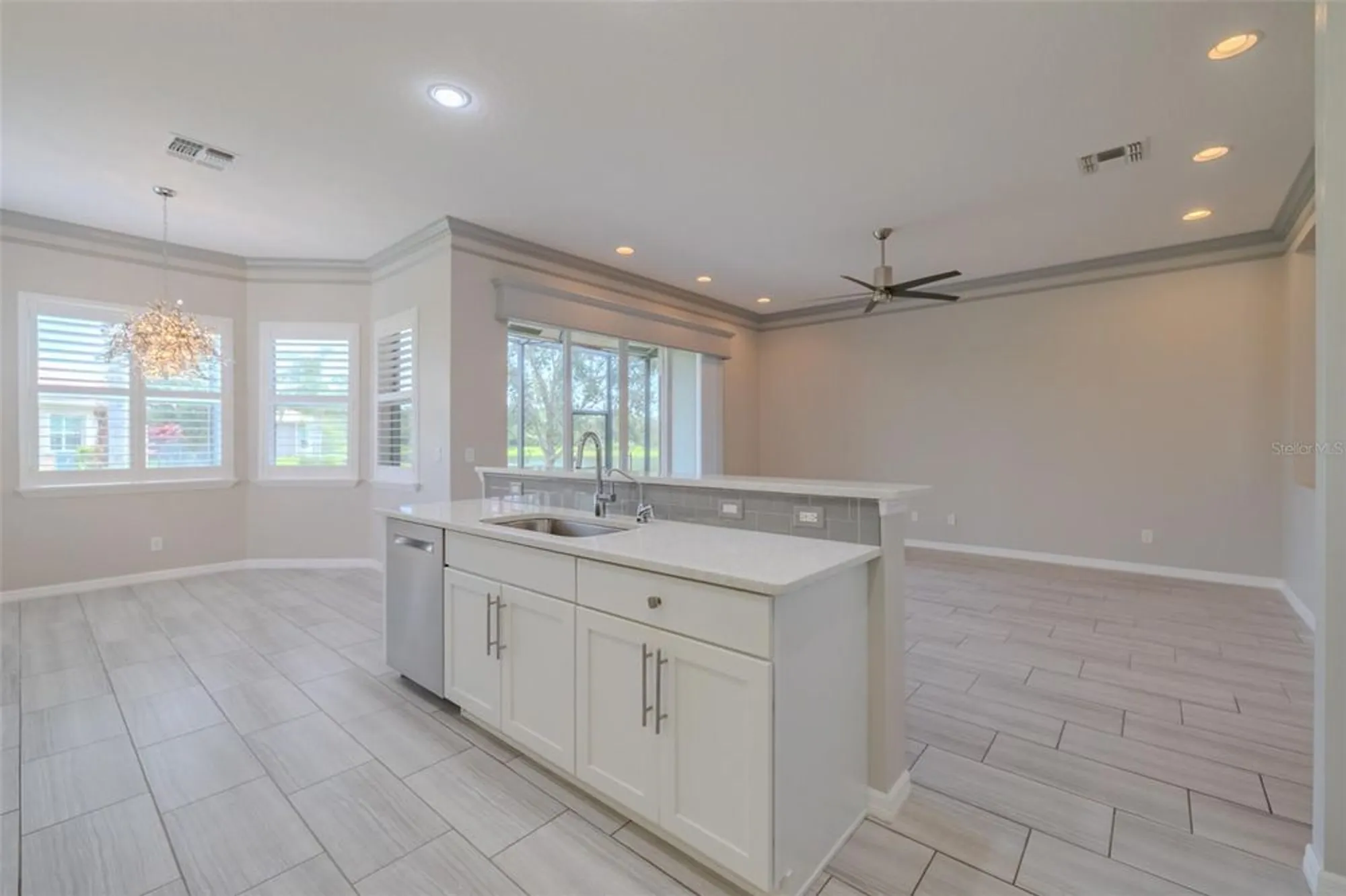 Property Slideshow image 39 of 100 | 16106 cedar key dr, Wimauma, FL, 33598