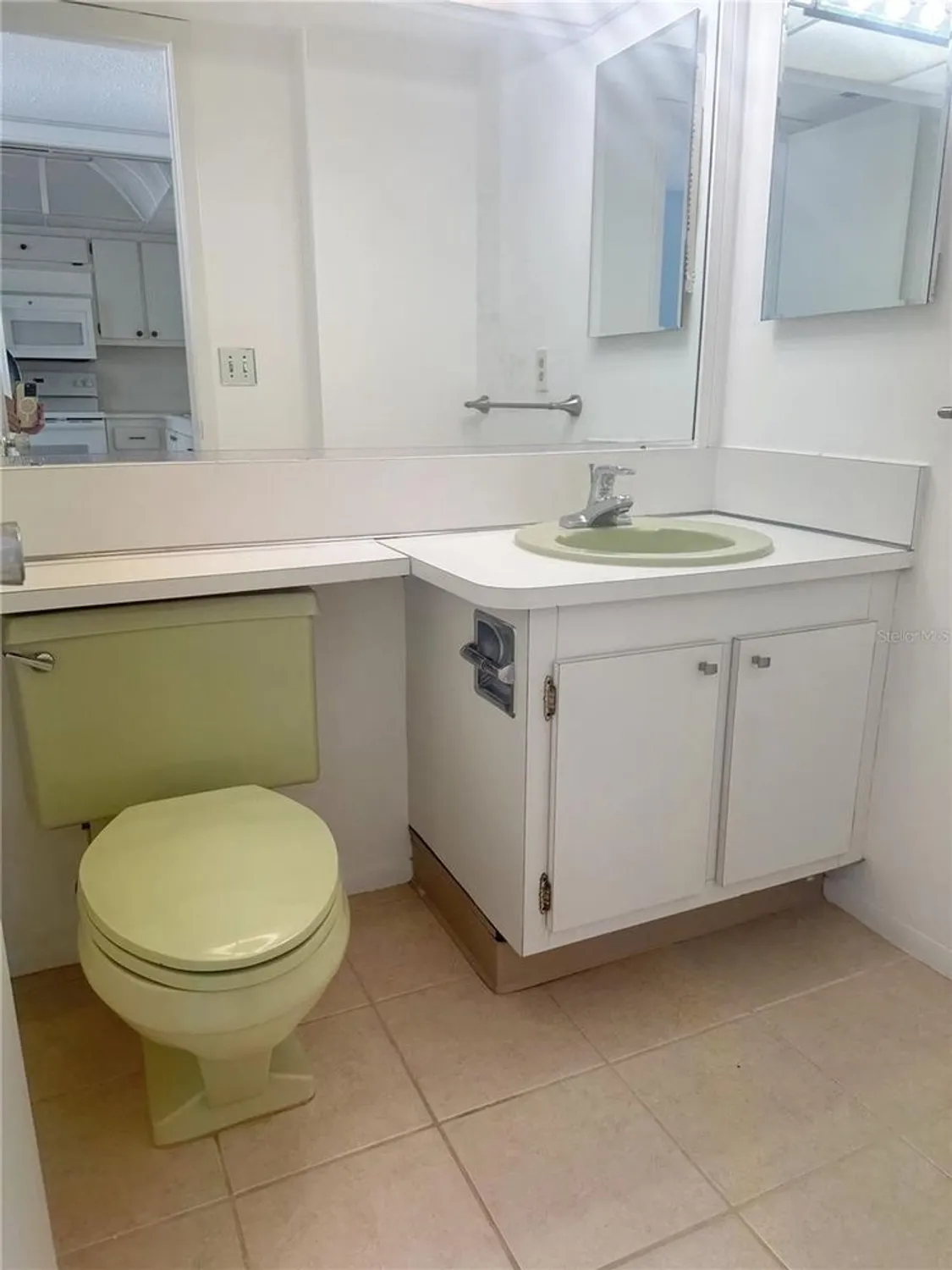 Property Slideshow image 16 of 25 | 4525 cove cir apt 304, Saint Petersburg, FL, 33708