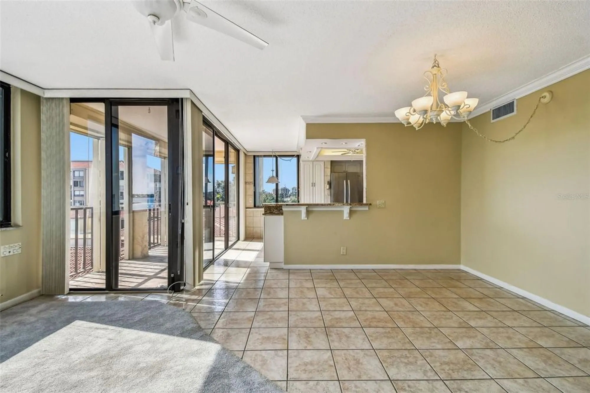 Property Slideshow image 20 of 49 | 6104 palma del mar blvd s apt 402, St Petersburg, FL, 33715