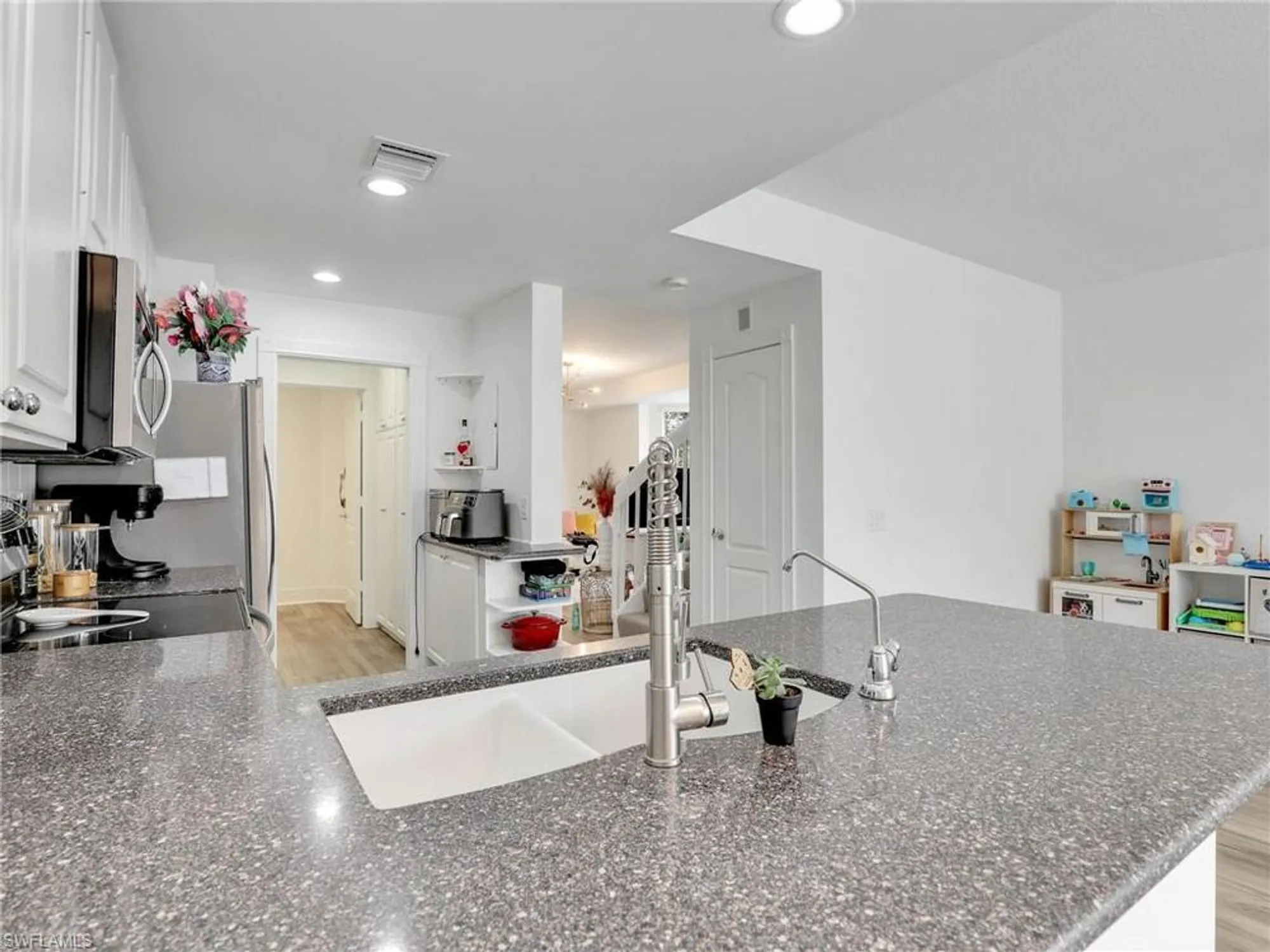 Property Slideshow image 10 of 47 | 3580 islandwalk cir, Naples, FL, 34119