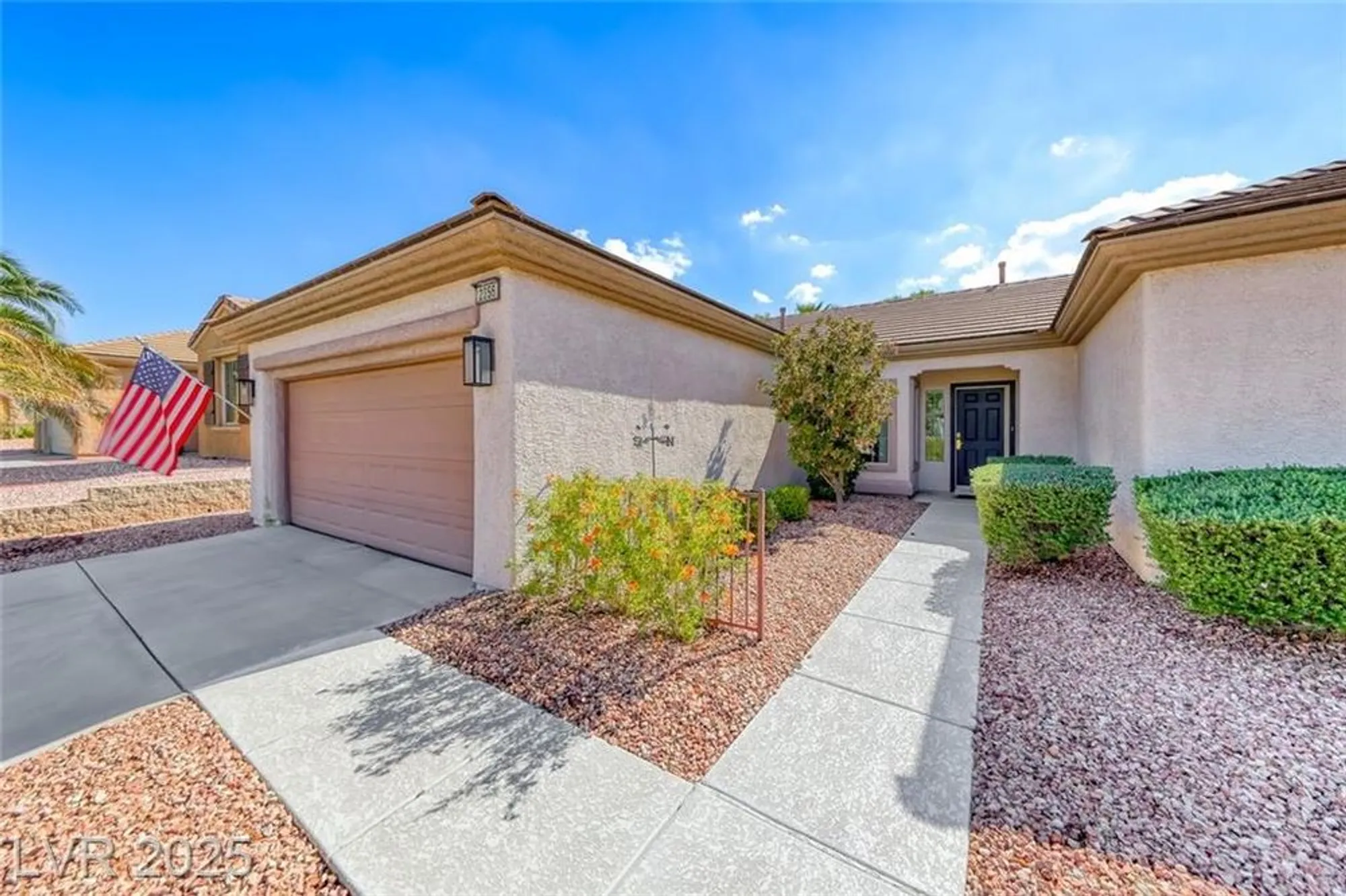 Property Slideshow image 3 of 47 | 2356 great elk dr, Henderson, NV, 89052