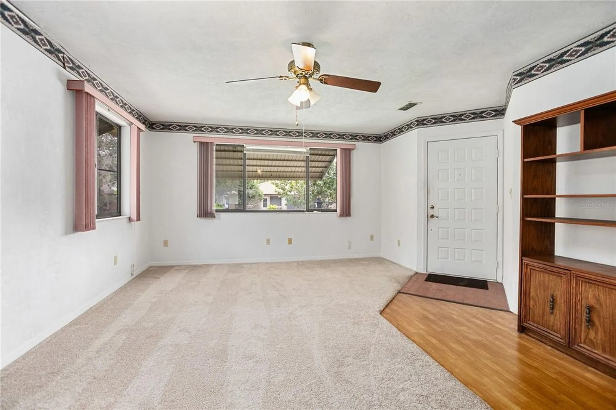 Property Slideshow image 9 of 41 | 71 crooked pine rd, Port Orange, FL, 32128