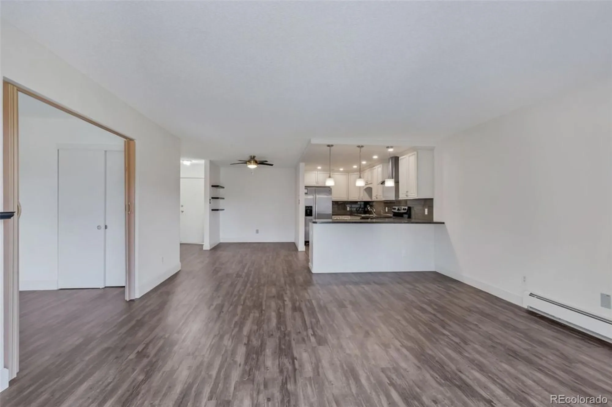 Property Slideshow image 7 of 45 | 14102 e linvale pl apt 403, Aurora, CO, 80014