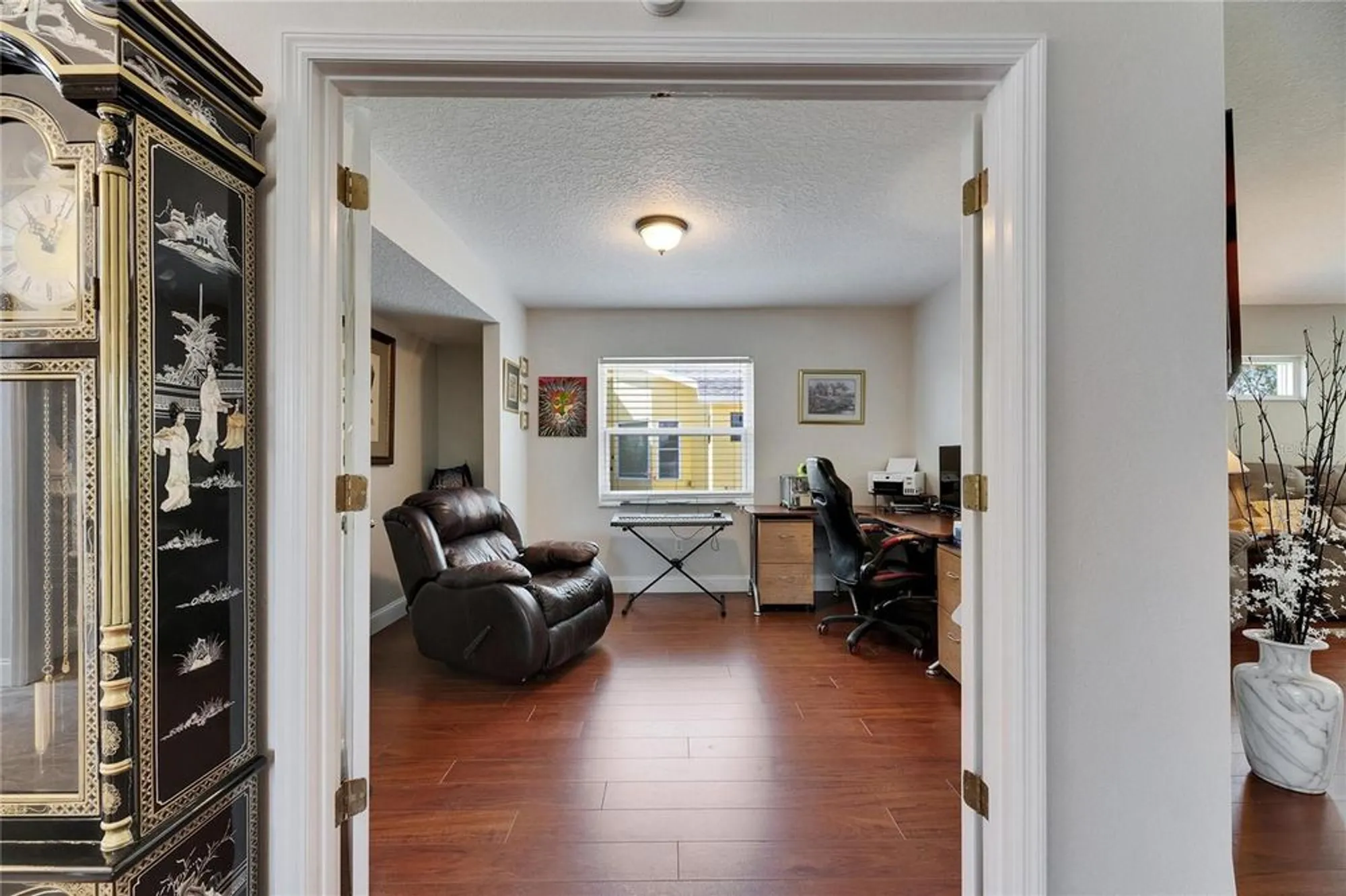Property Slideshow image 9 of 81 | 334 northway dr, Sun City Center, FL, 33573
