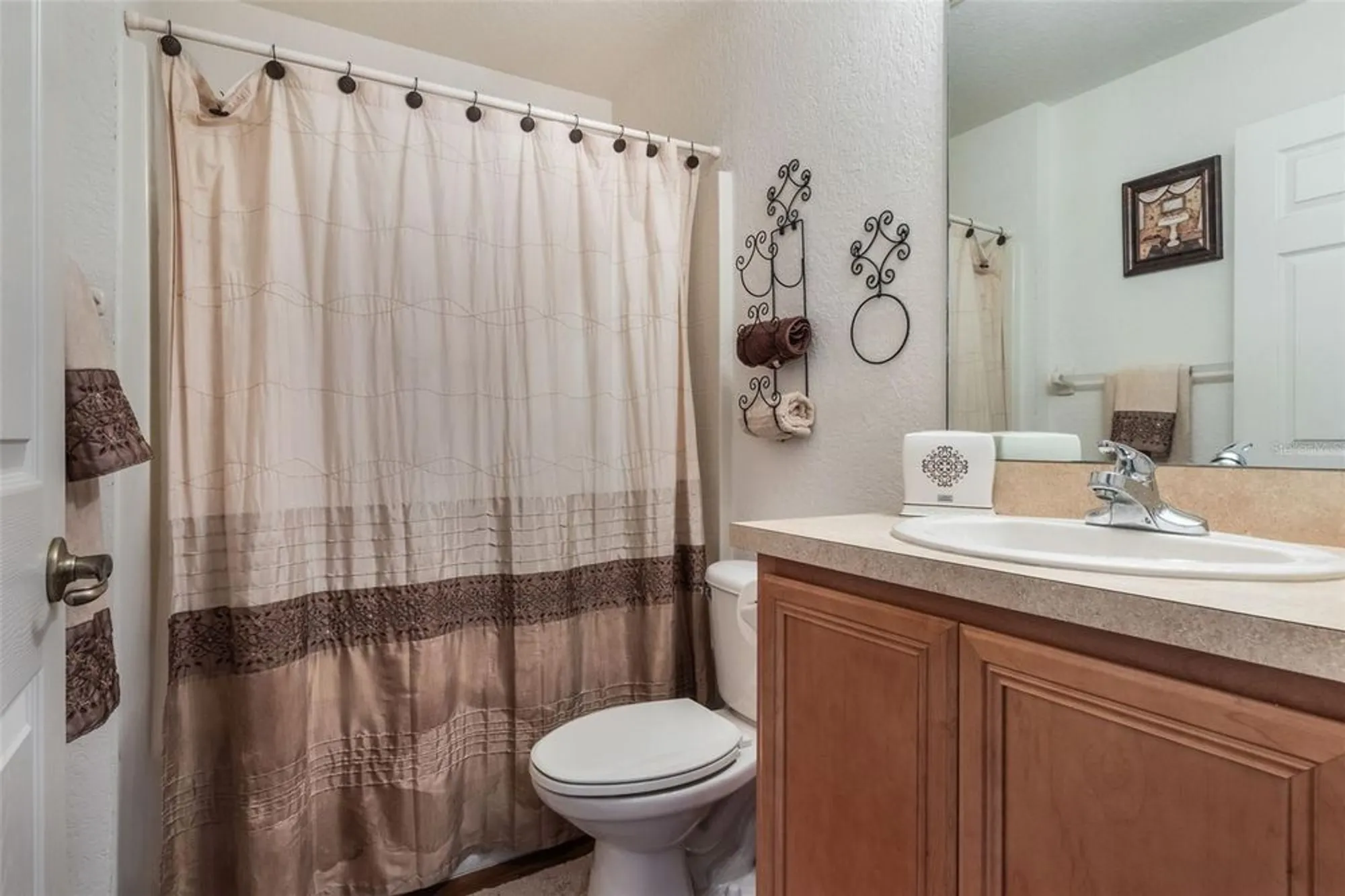 Property Slideshow image 21 of 36 | 284 lake suzanne dr, Lake Wales, FL, 33859