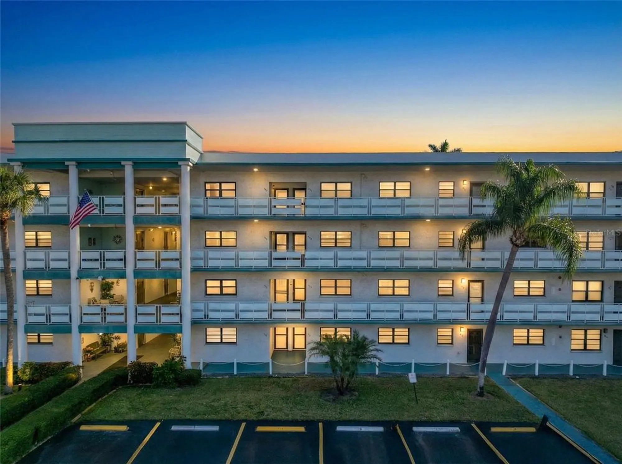 Property Slideshow image 1 of 82 | 5970 80th st n unit 206, St Petersburg, FL, 33709