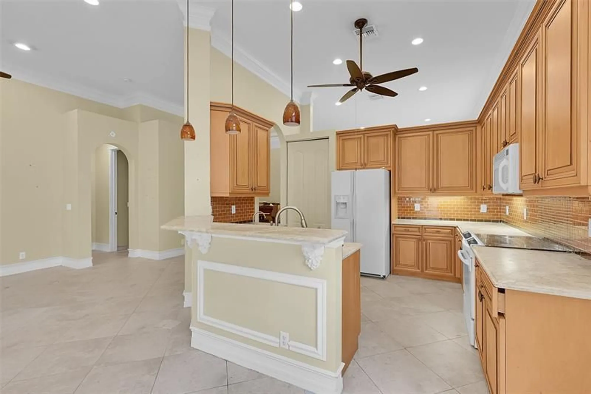 Property Slideshow image 10 of 61 | 7200 veneto dr, Boynton Beach, FL, 33437