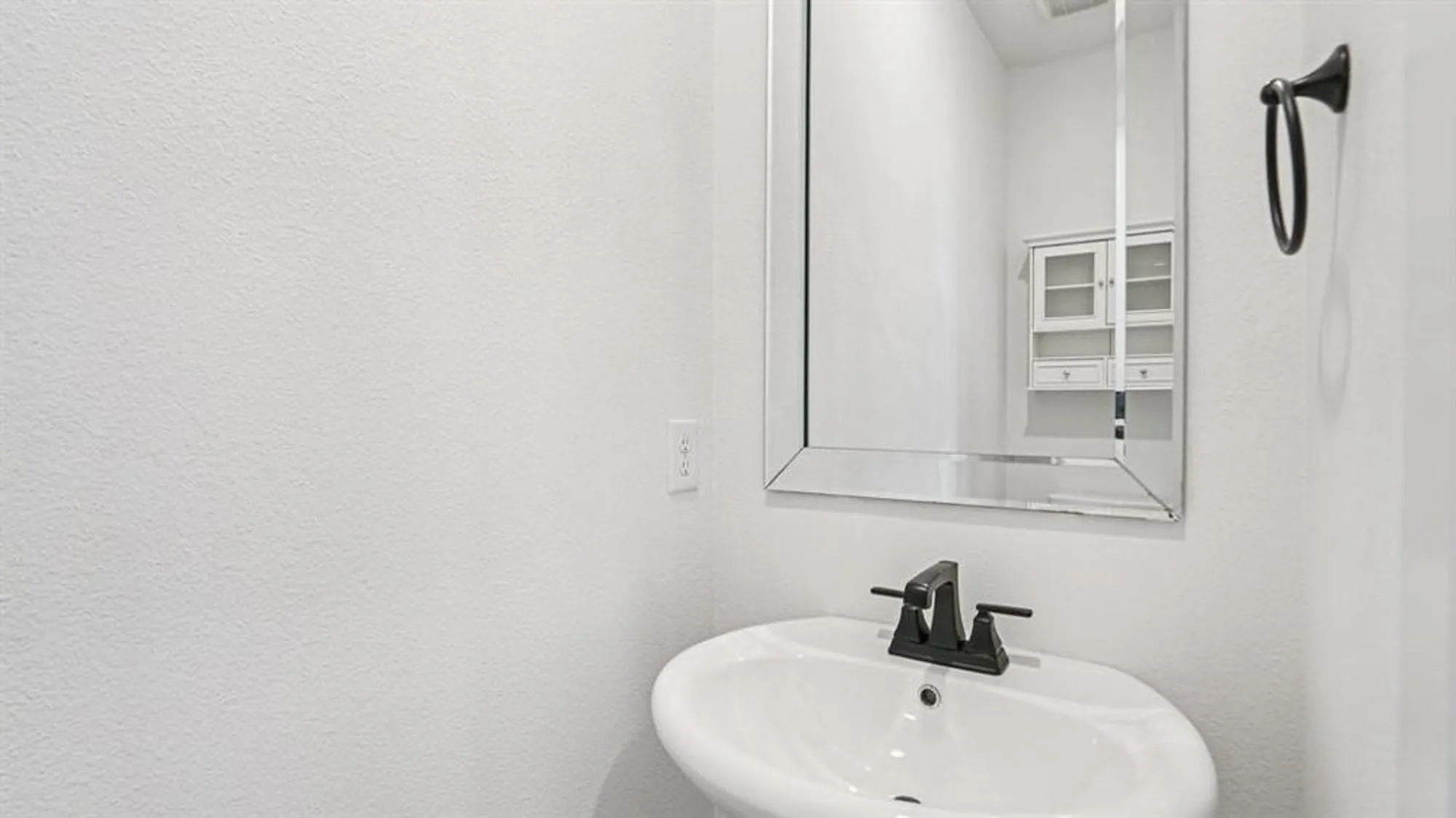 Property Slideshow image 18 of 36 | 3661 rosemont dr, Prosper, TX, 76208