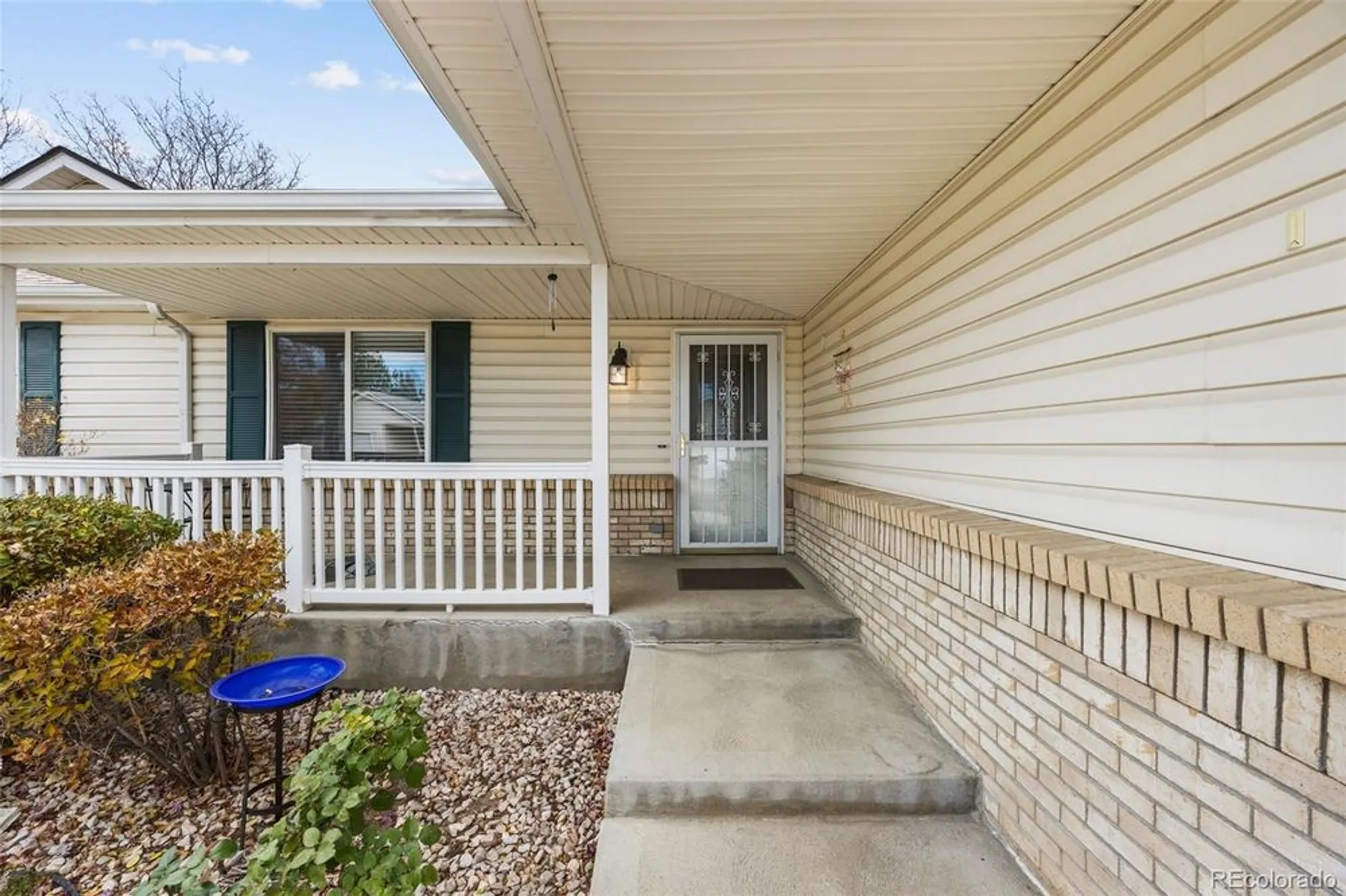 Property Slideshow image 7 of 30 | 2218 s iola st, Aurora, CO, 80014
