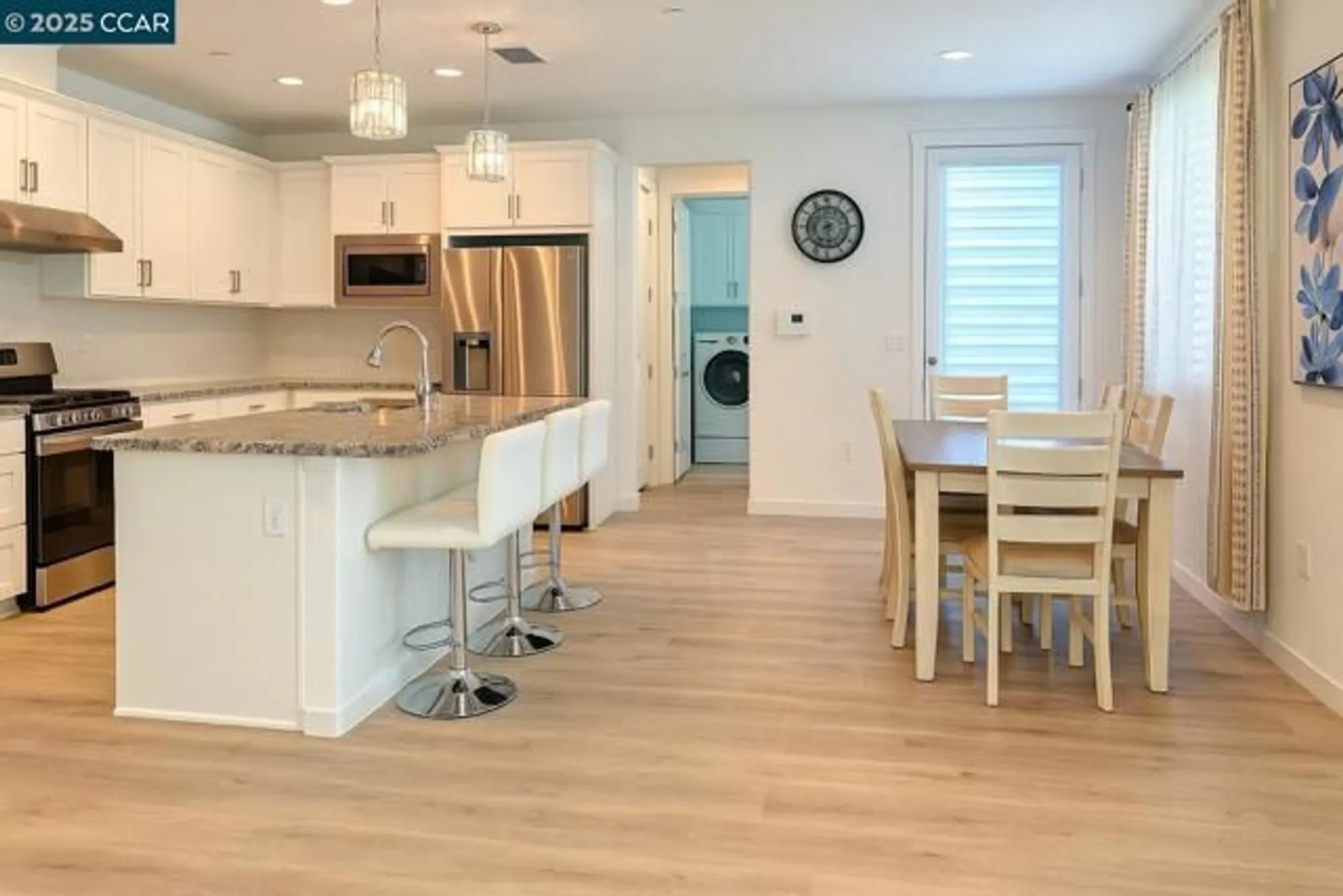 Property Slideshow image 19 of 37 | 2299 rustic oak ln, Rio Vista, CA, 94571