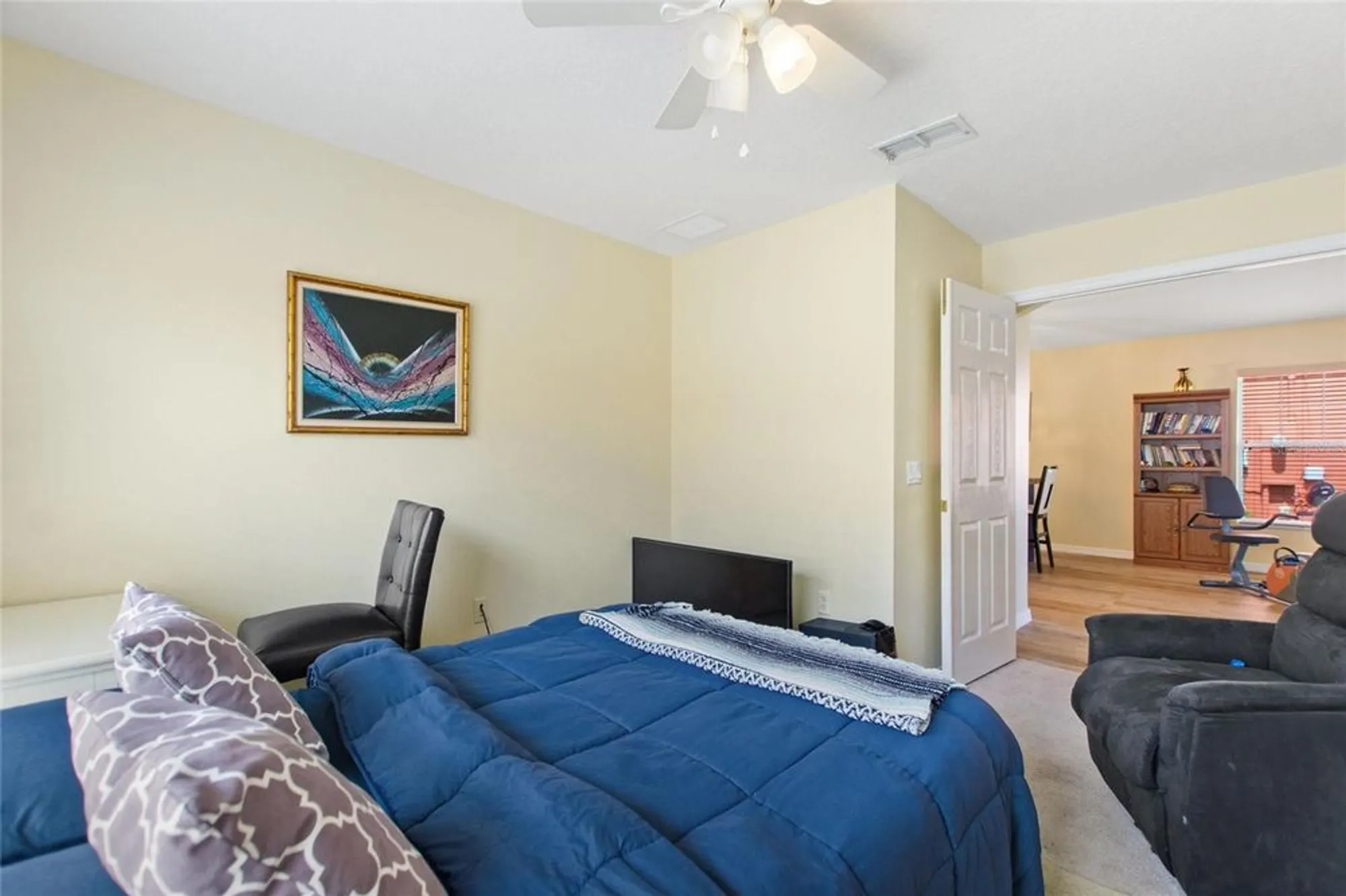 Property Slideshow image 23 of 49 | 504 millifiora ln, Kissimmee, FL, 34759