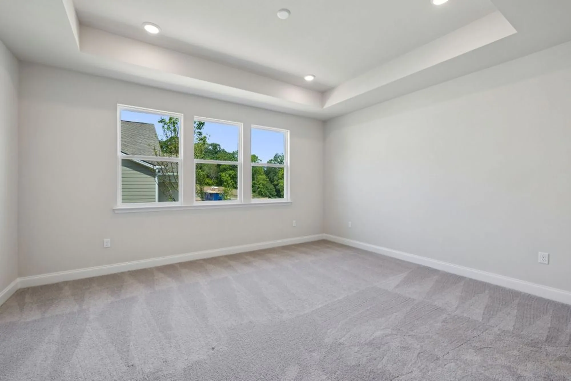 Property Slideshow image 23 of 38 | 344 stonehaus cir, Antioch, TN, 37013