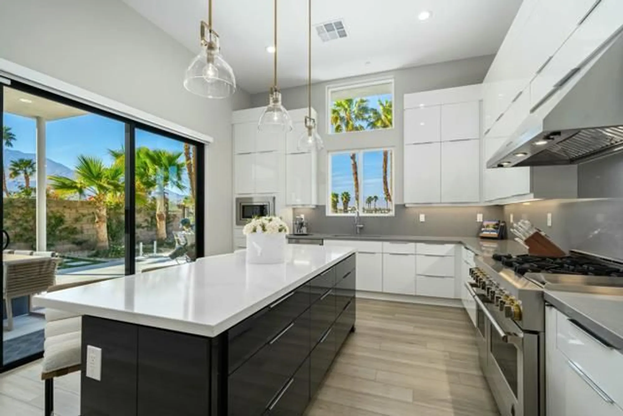 Property Slideshow image 12 of 58 | 4401 lumina way, Palm Springs, CA, 92262