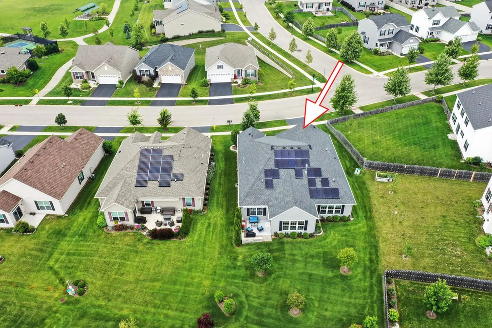 Property Slideshow image 35 of 36 | 1855 alta dr, Volo, IL, 60020