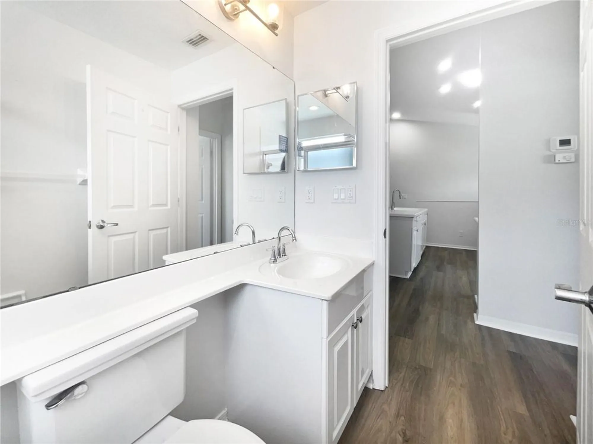 Property Slideshow image 20 of 29 | 6629 pineview ter # 5-201, Bradenton, FL, 34203